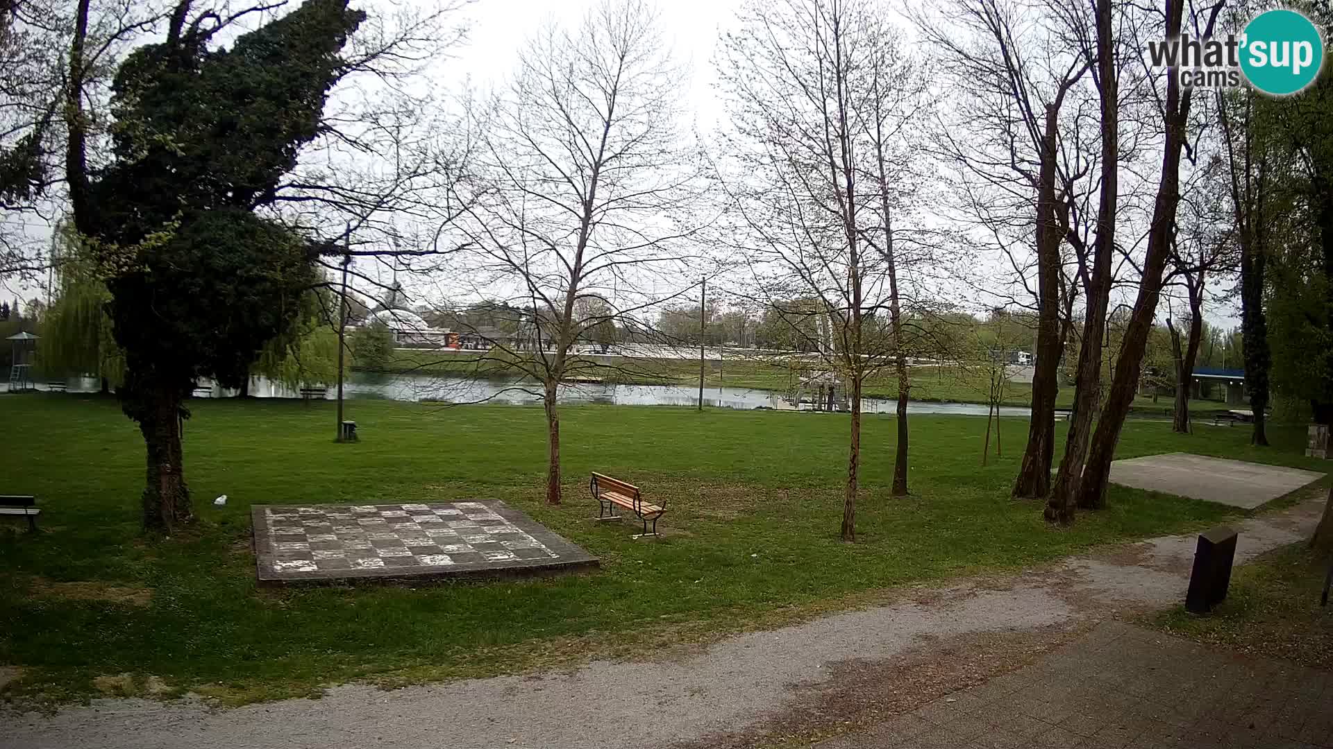 LIVE Karlovac Webcam – Piscina exterior Foginovo – Korana – Croacia