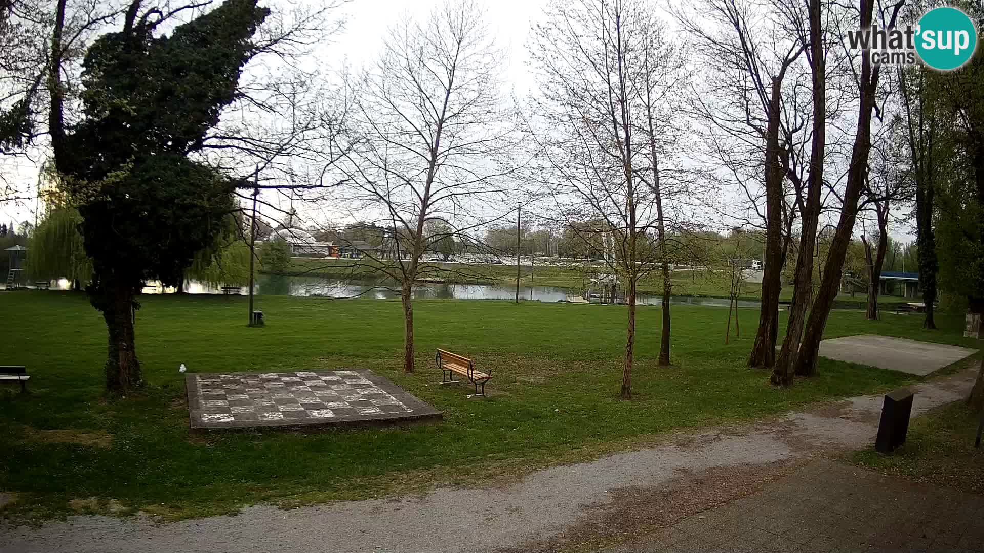 LIVE Karlovac Webcam – Piscina exterior Foginovo – Korana – Croacia