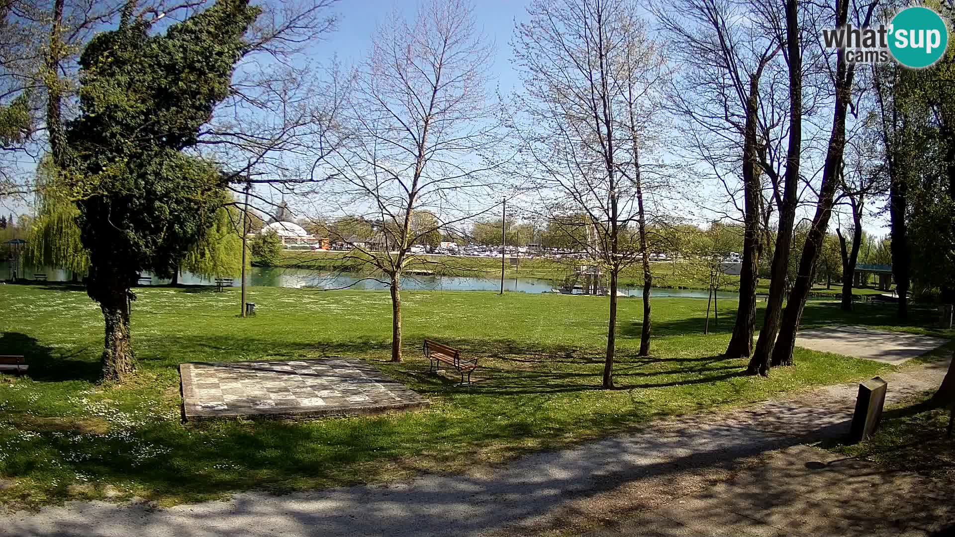 V ŽIVO Spletna kamera Karlovac – mestno kopališče Foginovo – Korana – Hrvaška