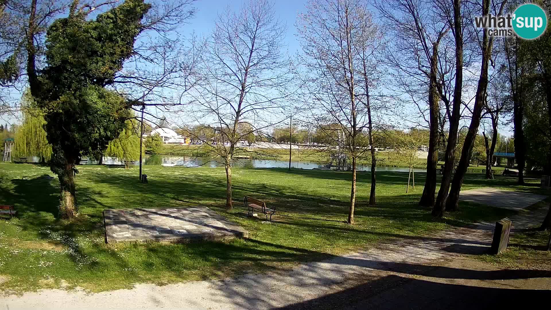 Webcam Karlovac EN DIRECT – Piscine extérieure Foginovo – Korana – Croatie