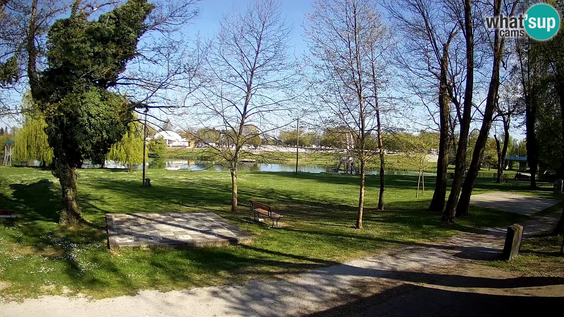 LIVE Karlovac Webcam – Piscina exterior Foginovo – Korana – Croacia