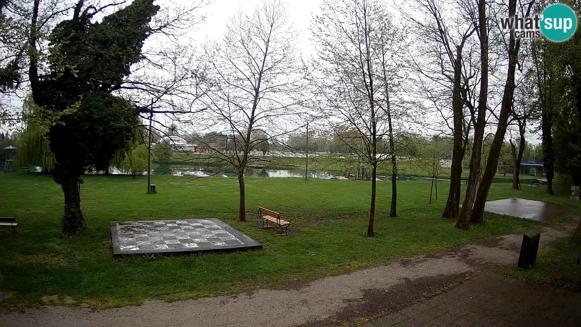 UŽIVO Web kamera Karlovca – Kupalište Foginovo – Korana