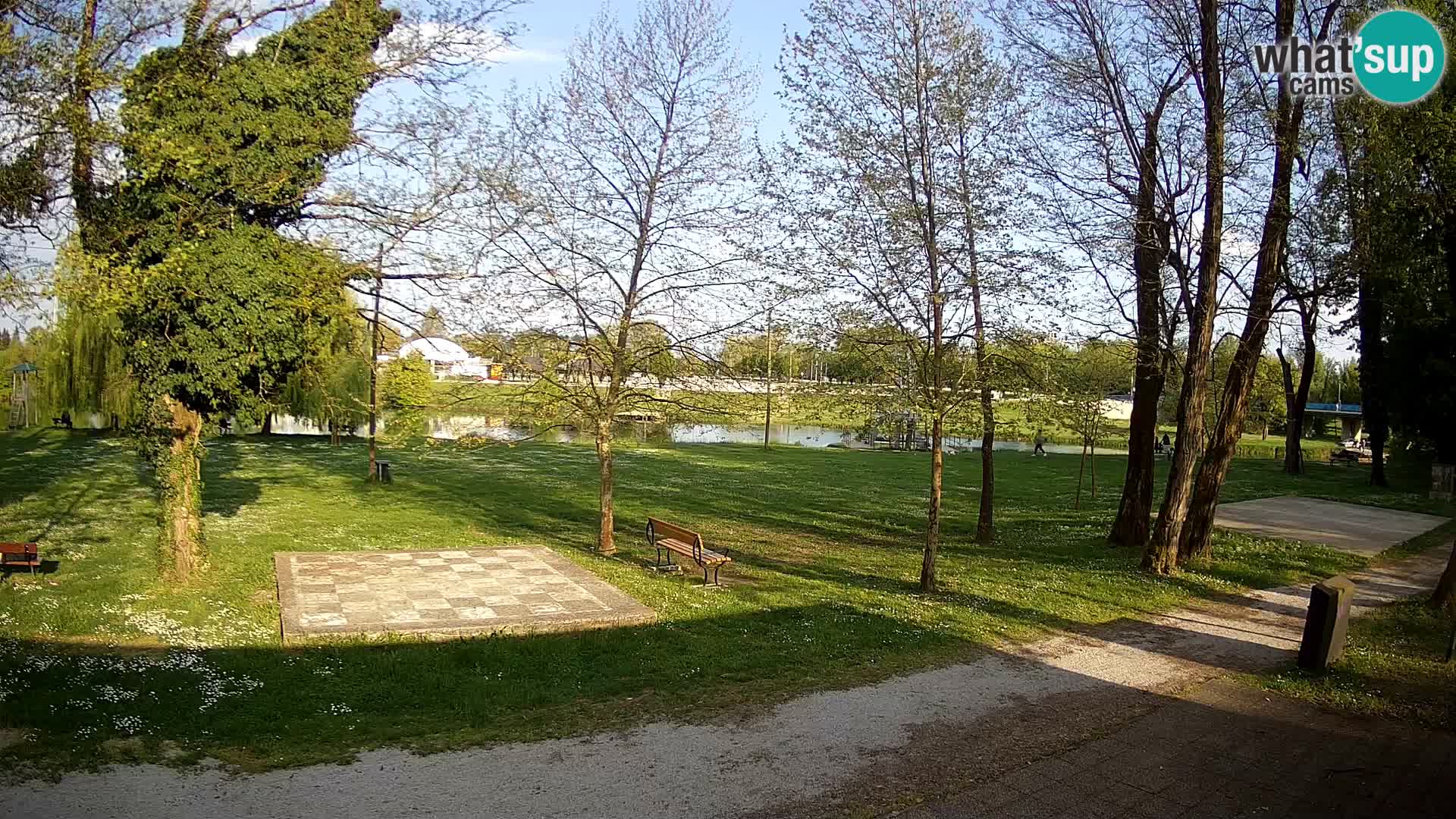 LIVE Karlovac Webcam – Piscina exterior Foginovo – Korana – Croacia