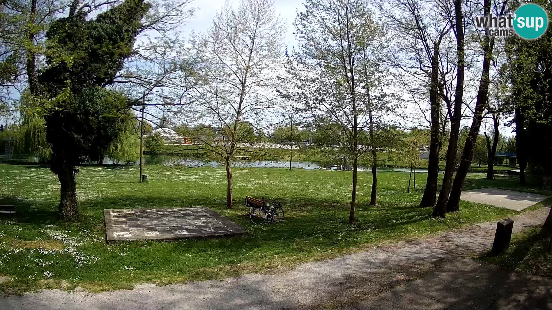 Webcam Karlovac EN DIRECT – Piscine extérieure Foginovo – Korana – Croatie