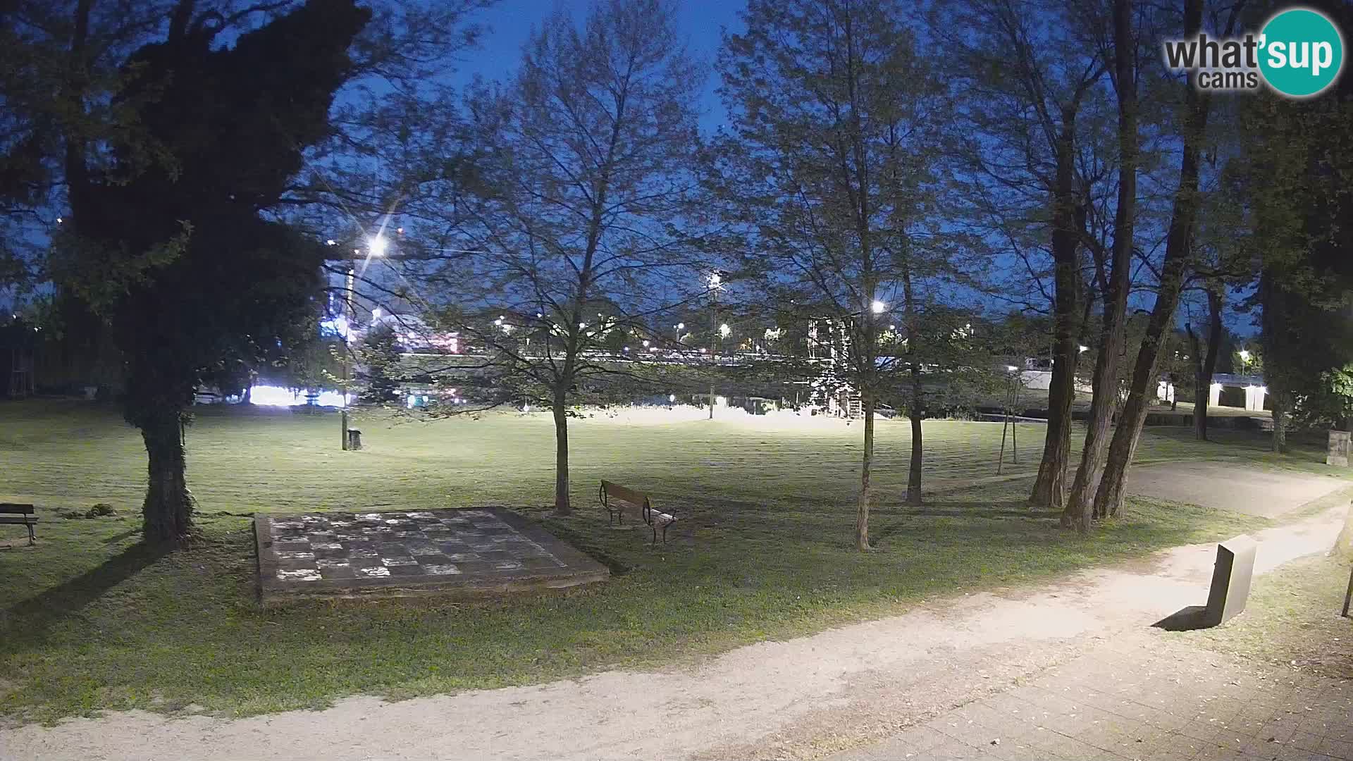 V ŽIVO Spletna kamera Karlovac – mestno kopališče Foginovo – Korana – Hrvaška