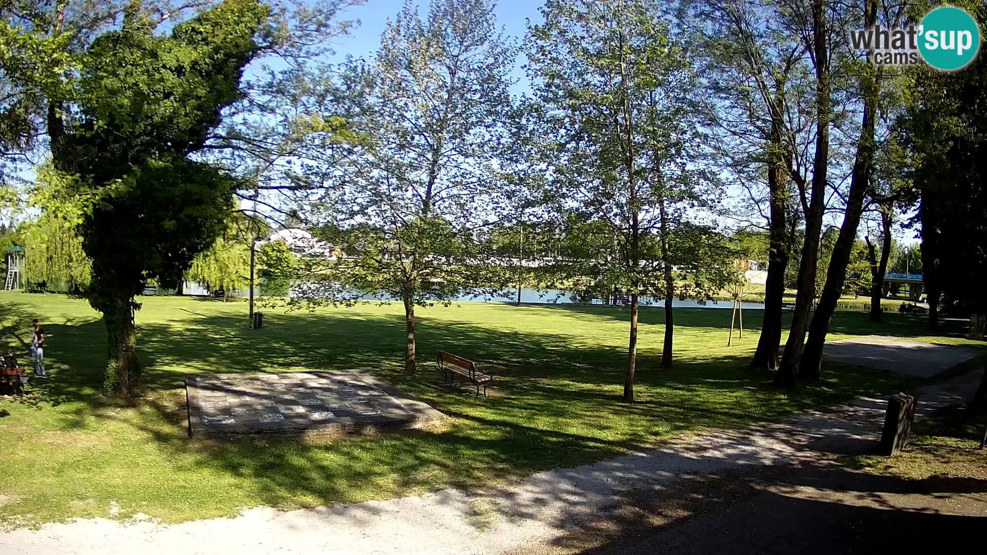 V ŽIVO Spletna kamera Karlovac – mestno kopališče Foginovo – Korana – Hrvaška