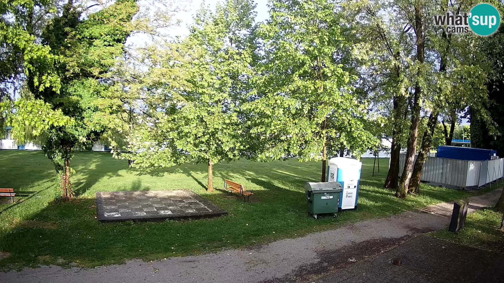 V ŽIVO Spletna kamera Karlovac – mestno kopališče Foginovo – Korana – Hrvaška