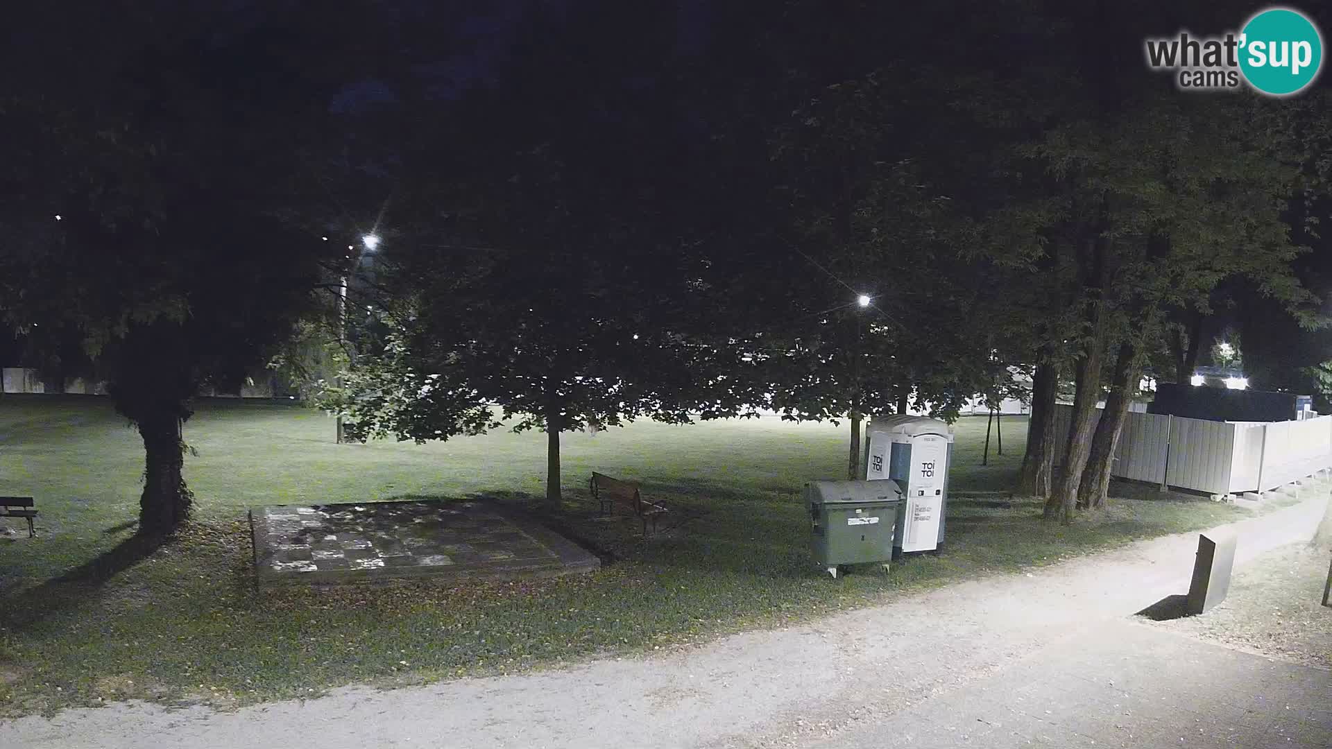 V ŽIVO Spletna kamera Karlovac – mestno kopališče Foginovo – Korana – Hrvaška