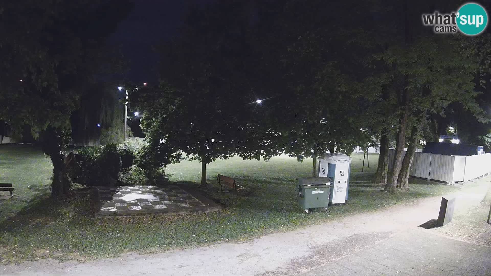 V ŽIVO Spletna kamera Karlovac – mestno kopališče Foginovo – Korana – Hrvaška