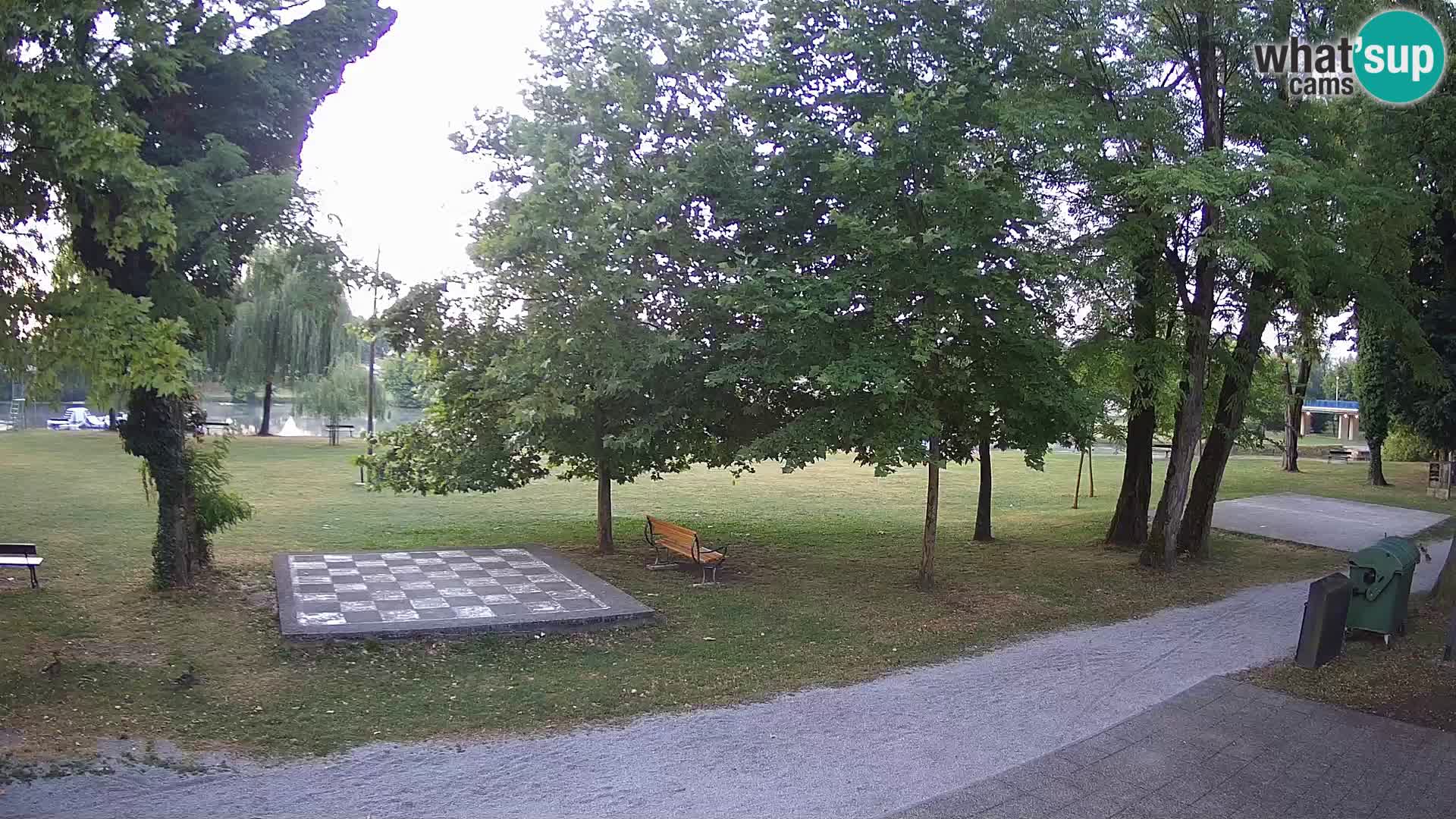 LIVE Karlovac Webcam – Piscina exterior Foginovo – Korana – Croacia