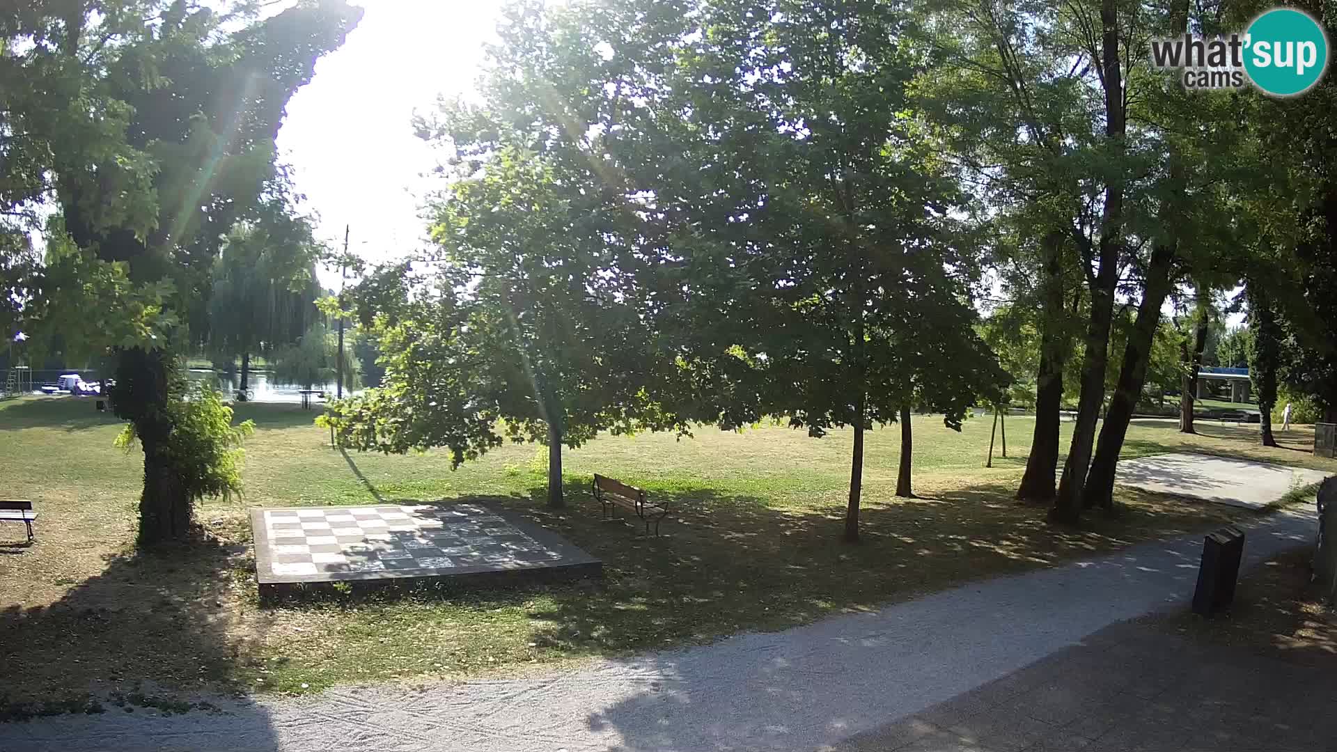 LIVE Karlovac Webcam – Piscina exterior Foginovo – Korana – Croacia