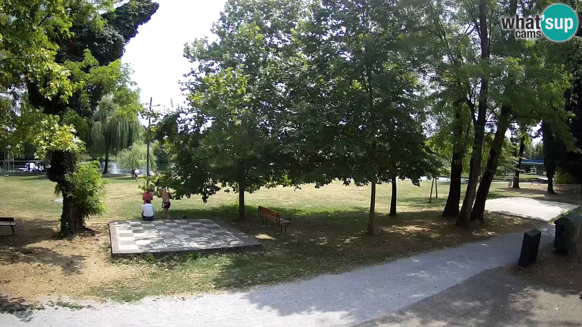 V ŽIVO Spletna kamera Karlovac – mestno kopališče Foginovo – Korana – Hrvaška