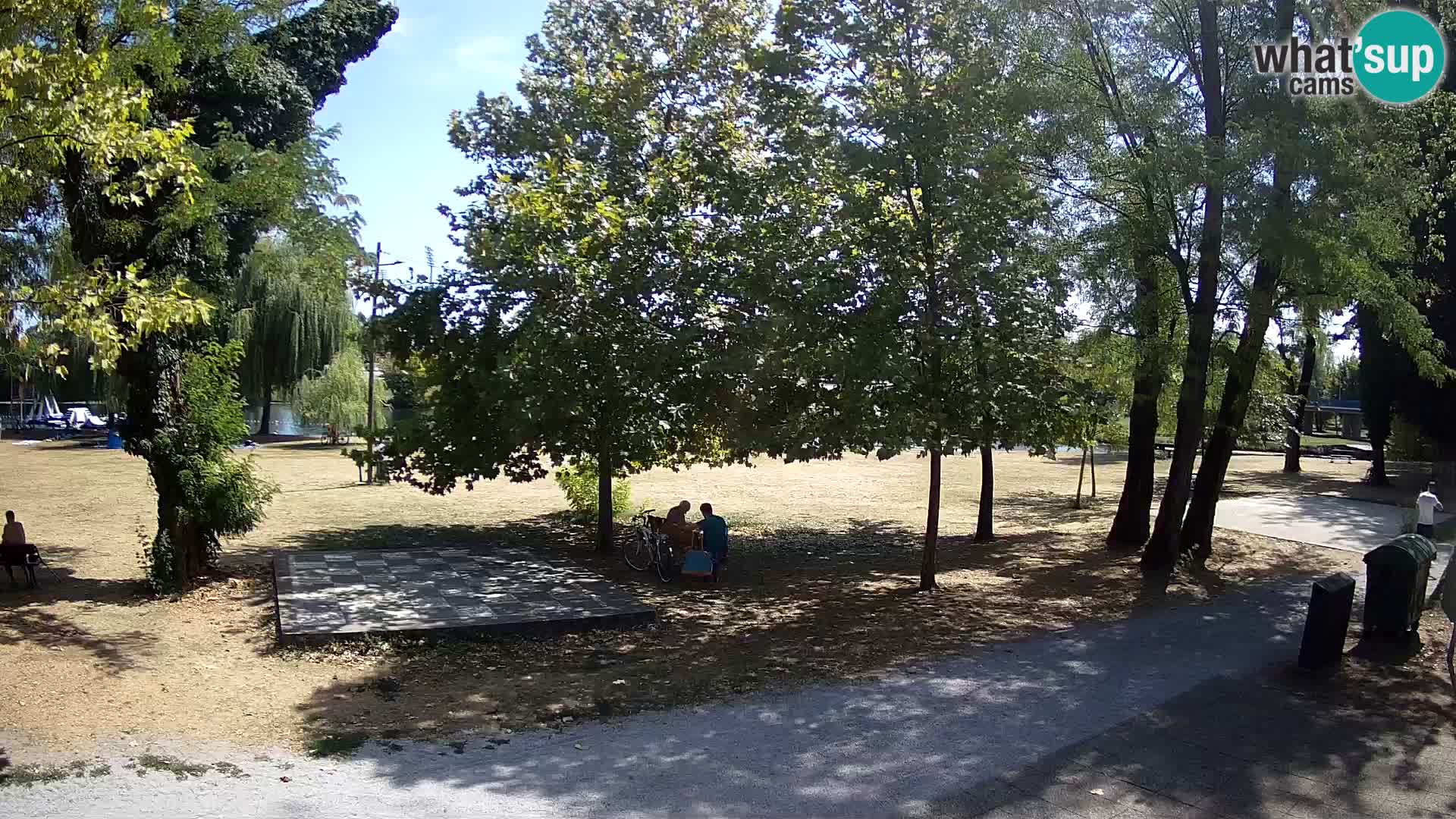 Webcam Karlovac EN DIRECT – Piscine extérieure Foginovo – Korana – Croatie