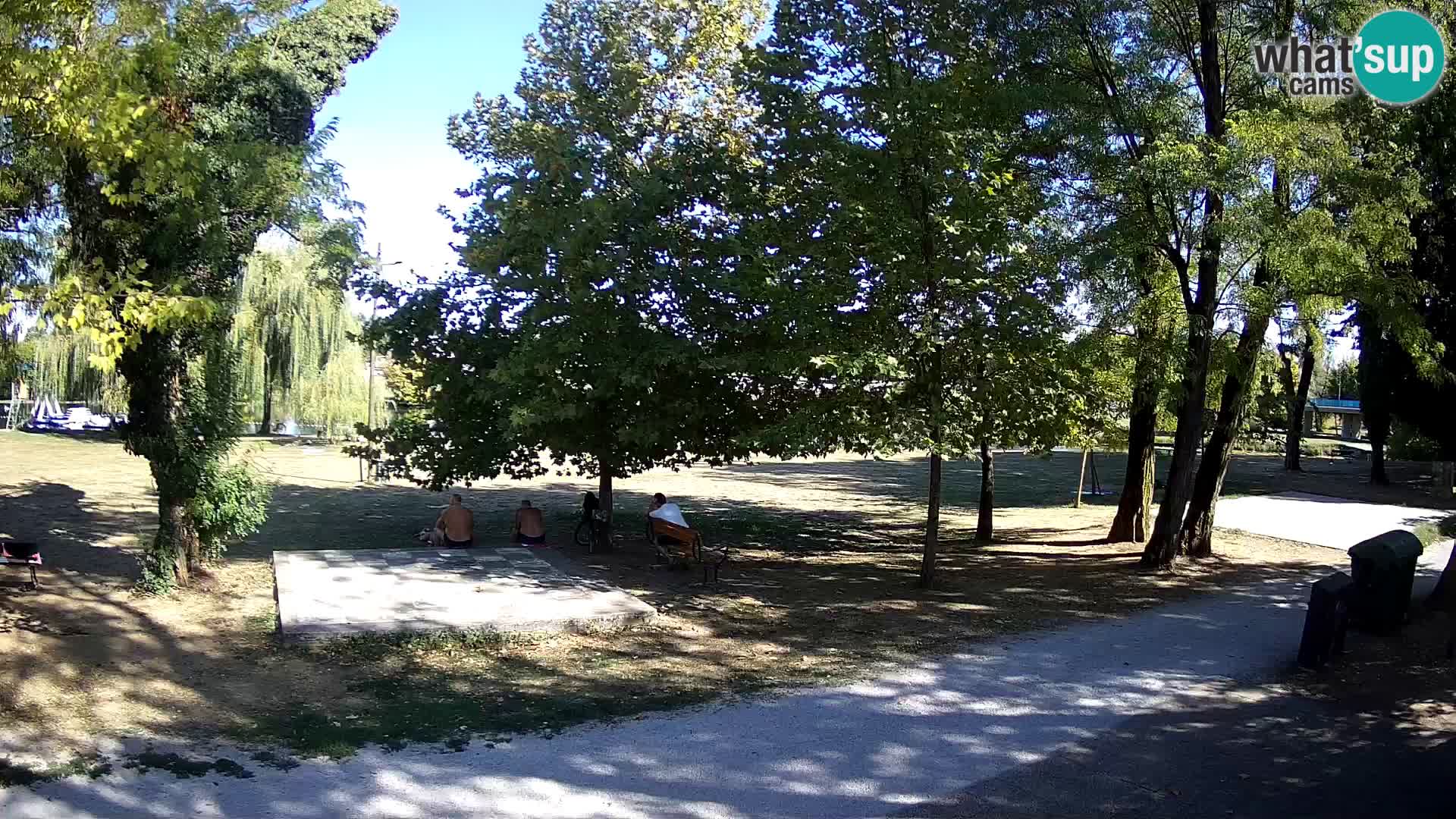 V ŽIVO Spletna kamera Karlovac – mestno kopališče Foginovo – Korana – Hrvaška