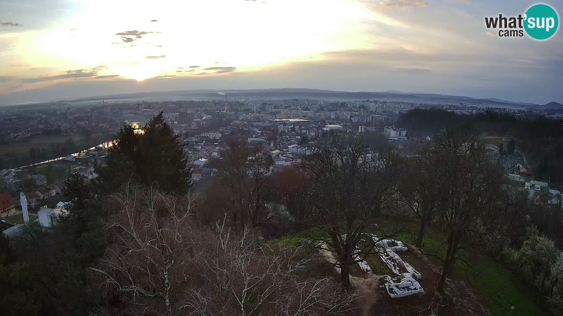 Webcam Karlovac Dubovac Castle – Live View of Karlovac’s Historic Landmark