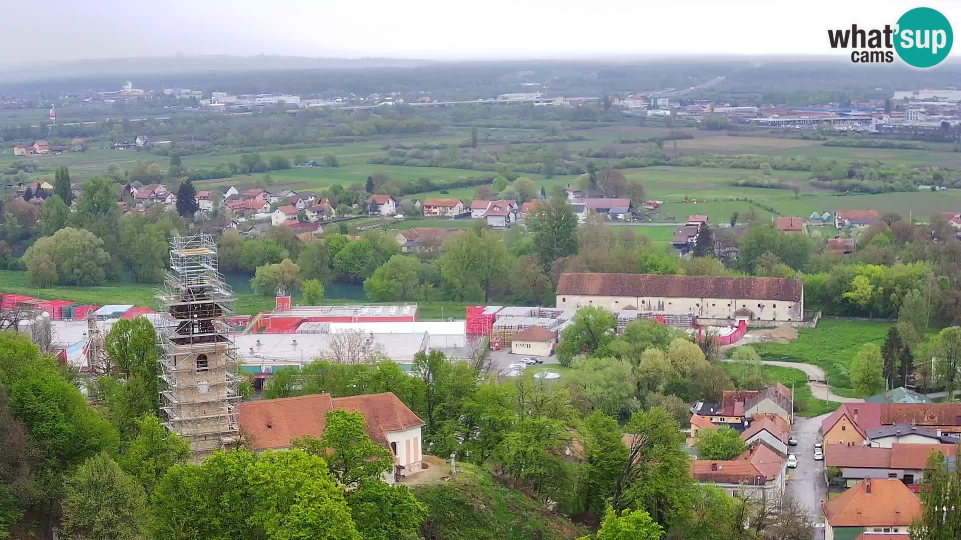 Spletna kamera Karlovac Dubovac grad – Pogled v živo na zgodovinsko znamenitost Karlovca