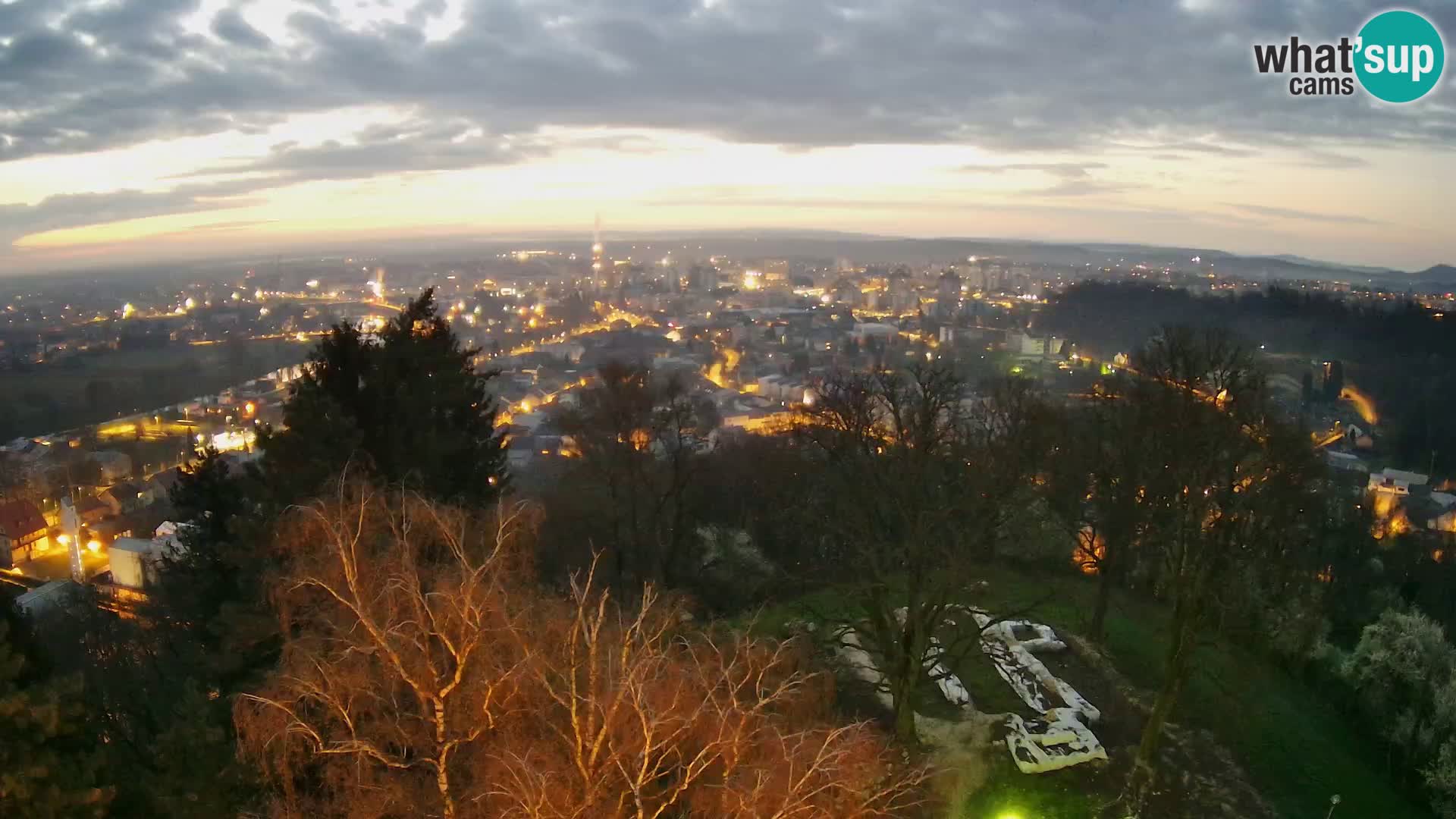 Webcam Karlovac Dubovac Castle – Live View of Karlovac’s Historic Landmark