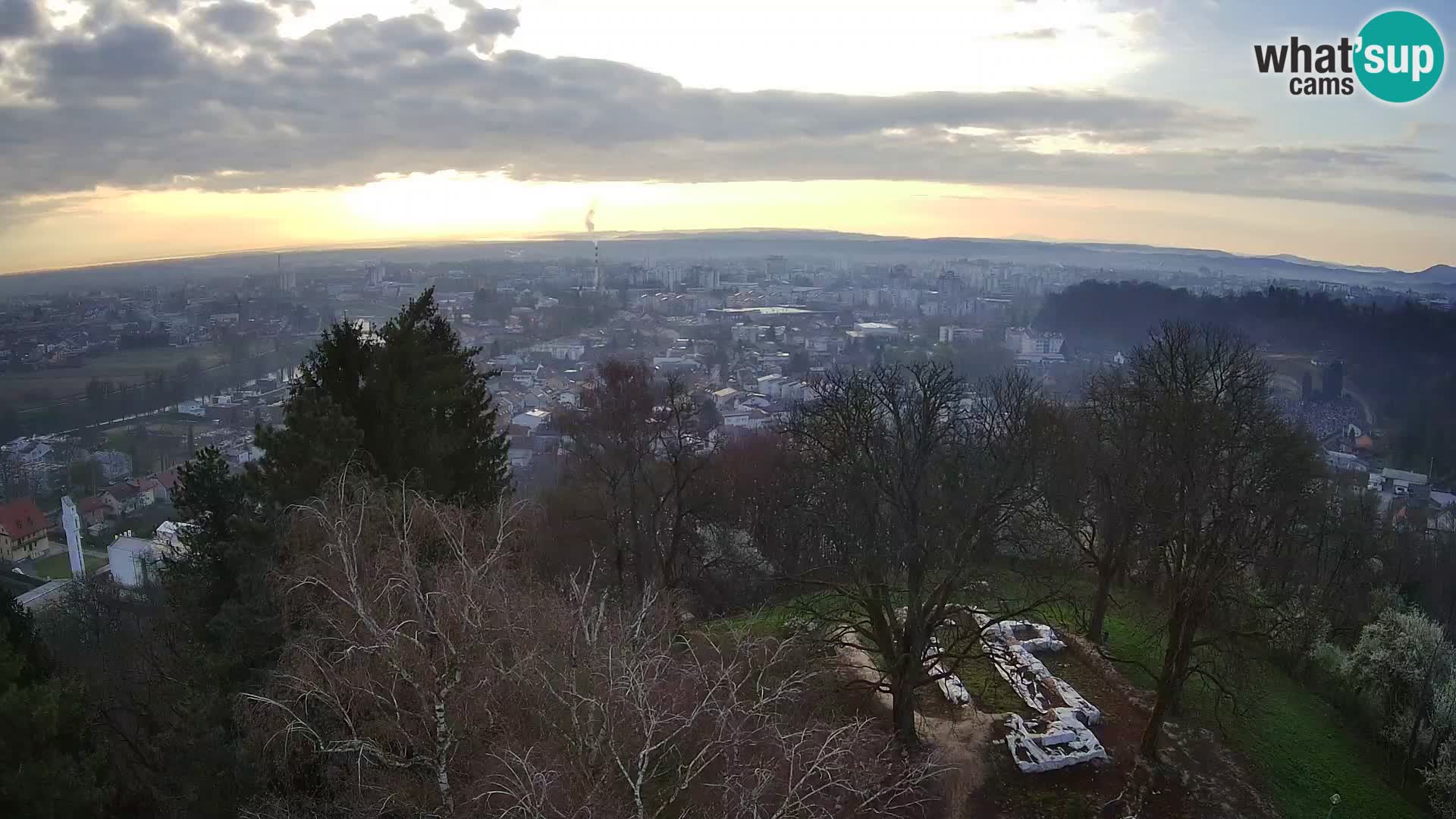 Webcam Karlovac Dubovac Castle – Live View of Karlovac’s Historic Landmark