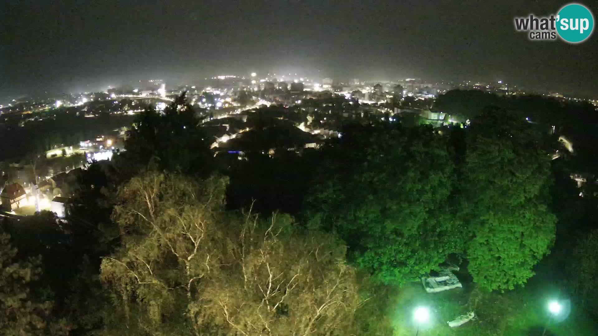 Web kamera Karlovac – Dvorac Dubovac uživo