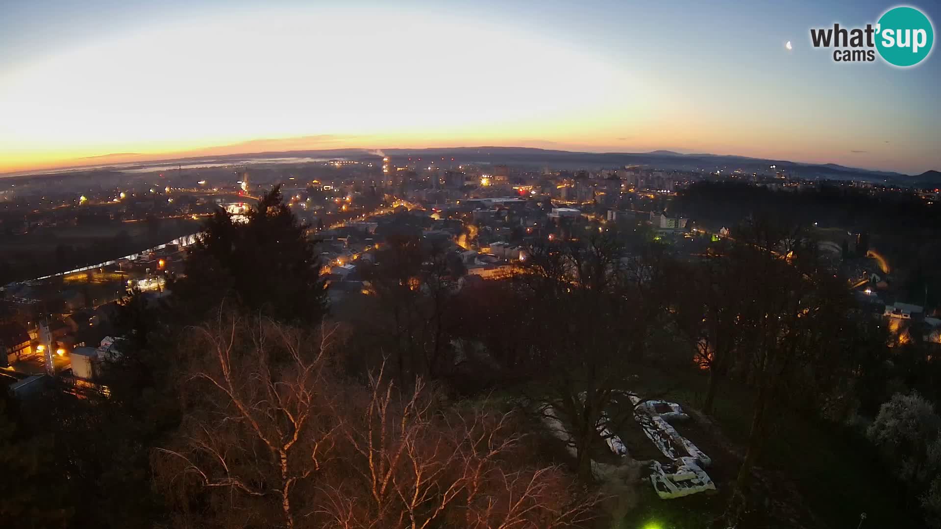 Webcam Karlovac Dubovac Castle – Live View of Karlovac’s Historic Landmark