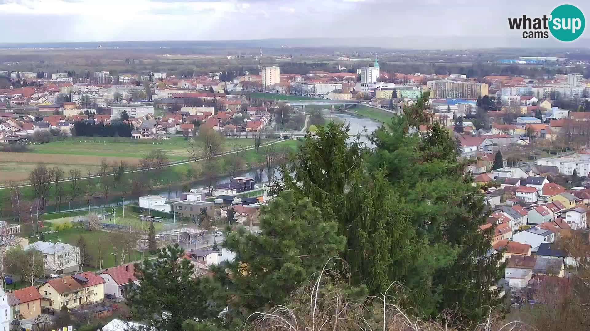 Web kamera Karlovac – Dvorac Dubovac uživo