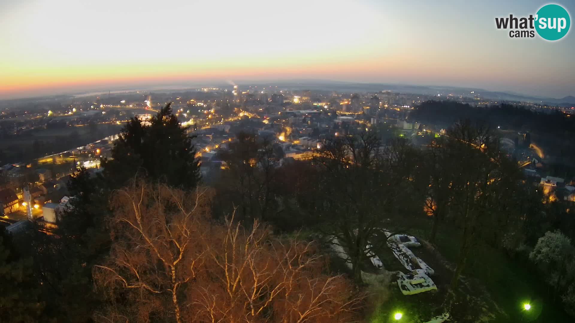 Webcam Karlovac Dubovac Castle – Live View of Karlovac’s Historic Landmark