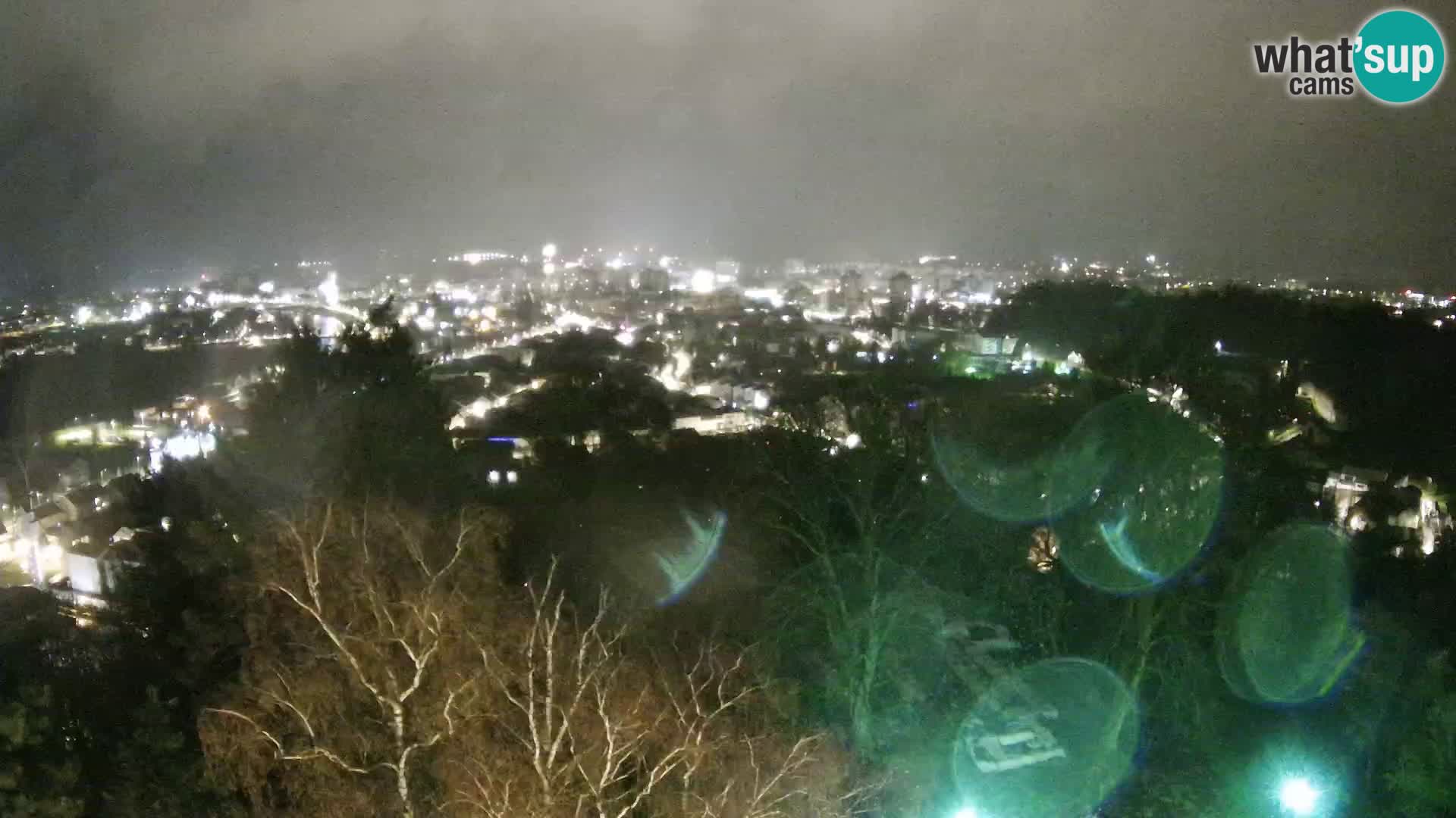 Spletna kamera Karlovac Dubovac grad – Pogled v živo na zgodovinsko znamenitost Karlovca