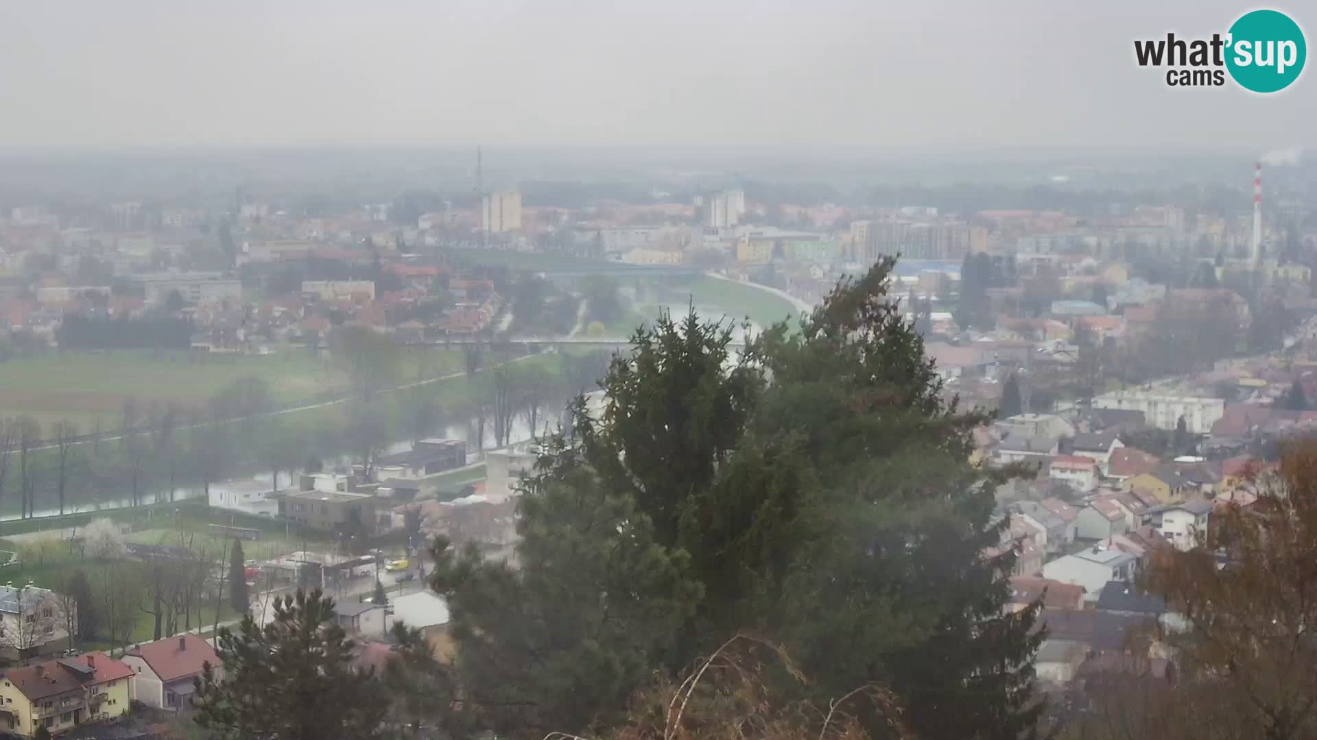 Web kamera Karlovac – Dvorac Dubovac uživo