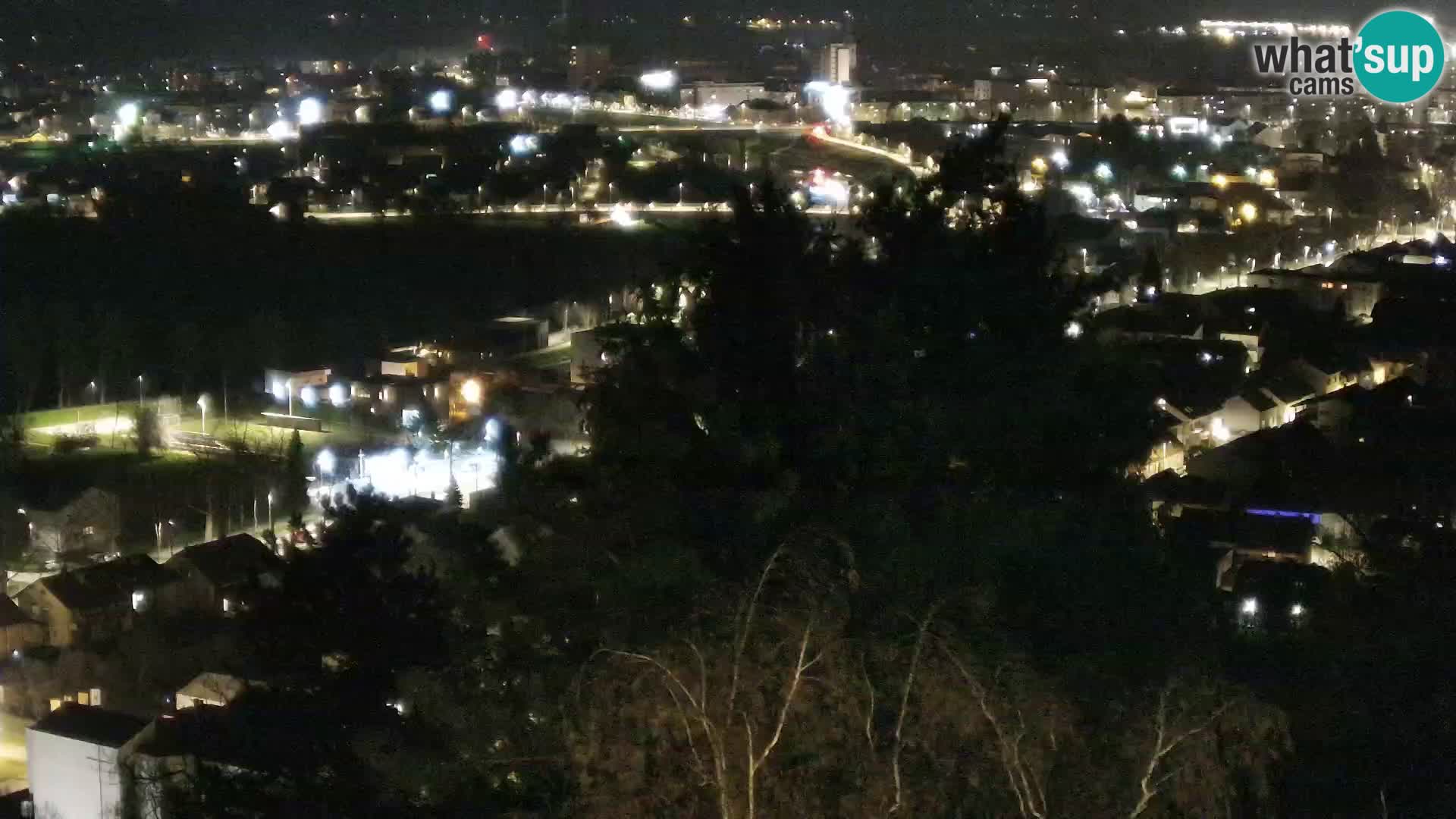 Spletna kamera Karlovac Dubovac grad – Pogled v živo na zgodovinsko znamenitost Karlovca