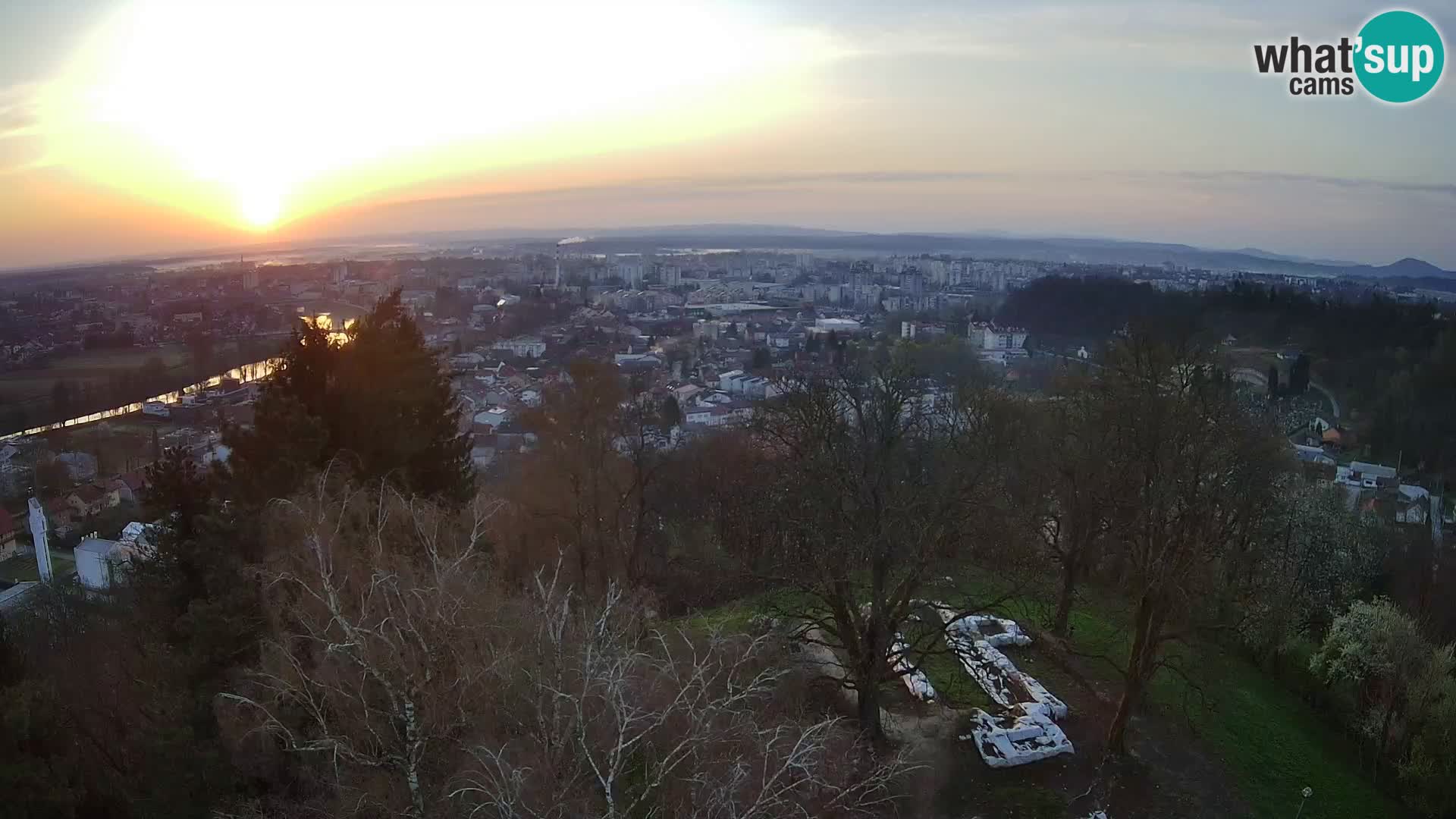 Webcam Karlovac Dubovac Castle – Live View of Karlovac’s Historic Landmark