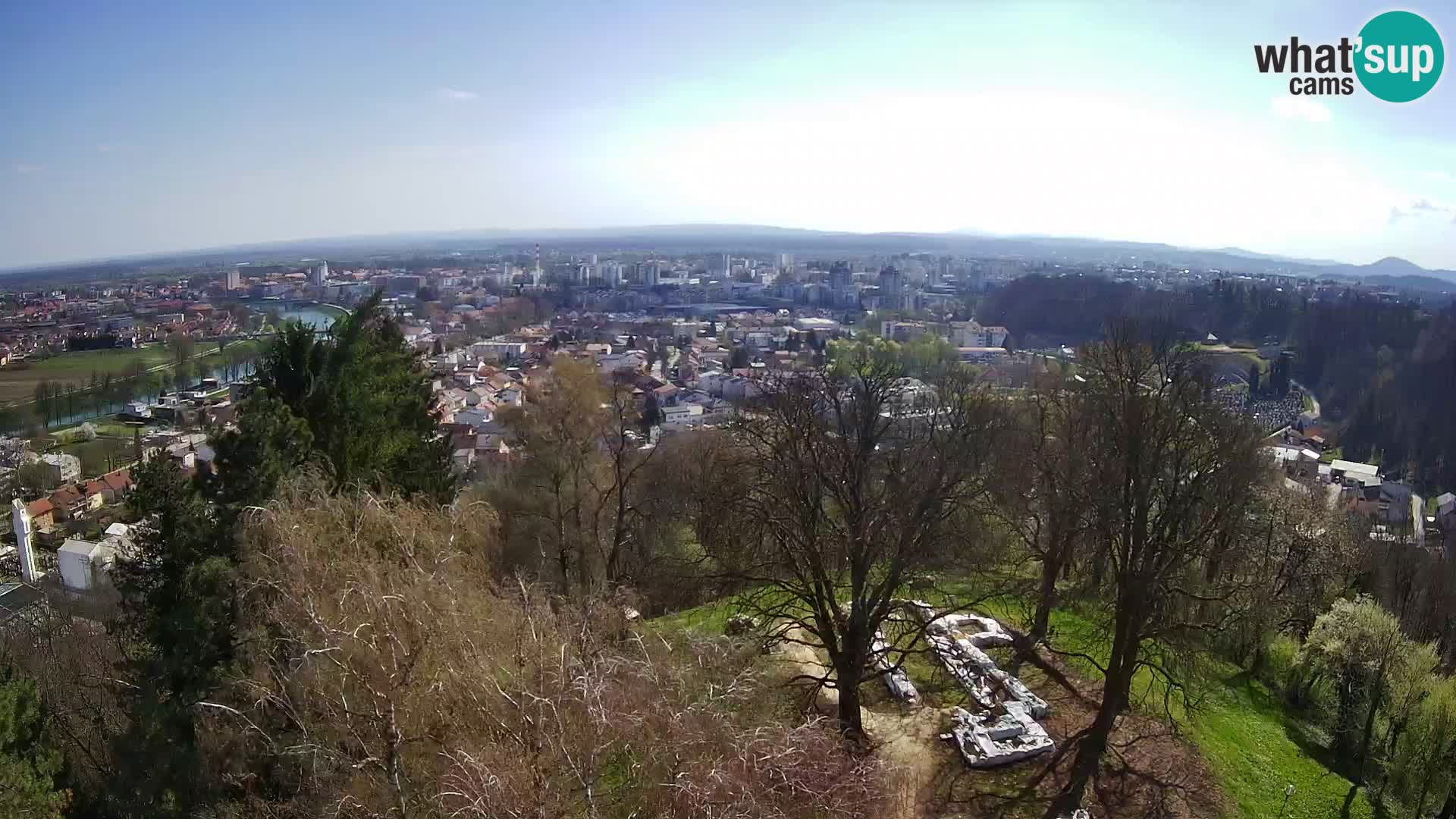 Webcam Karlovac Dubovac Castle – Live View of Karlovac’s Historic Landmark