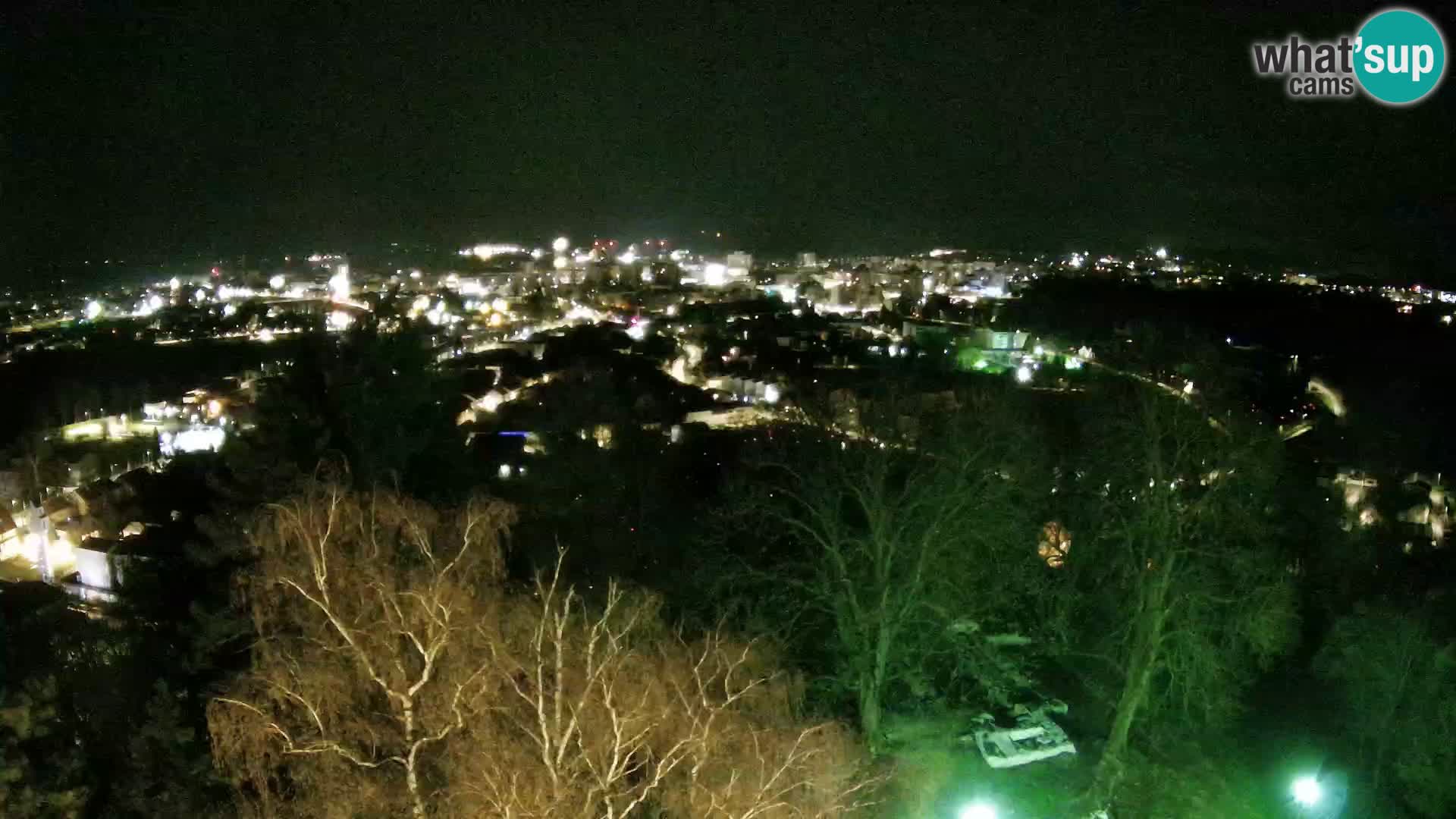 Web kamera Karlovac – Dvorac Dubovac uživo