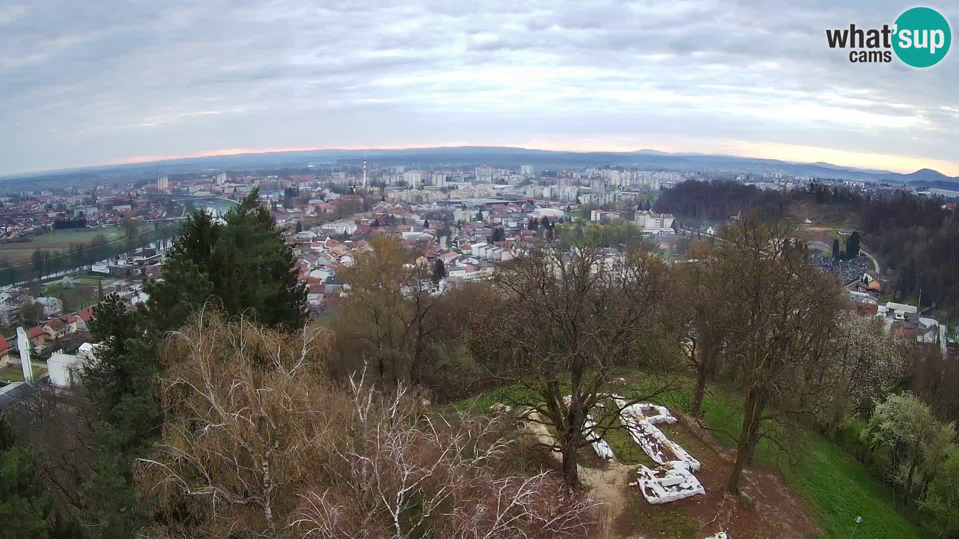 Webcam Karlstadt Burg Dubovac – Liveblick auf das historische Wahrzeichen
