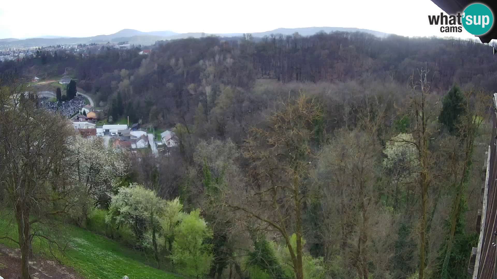 Web kamera Karlovac – Dvorac Dubovac uživo