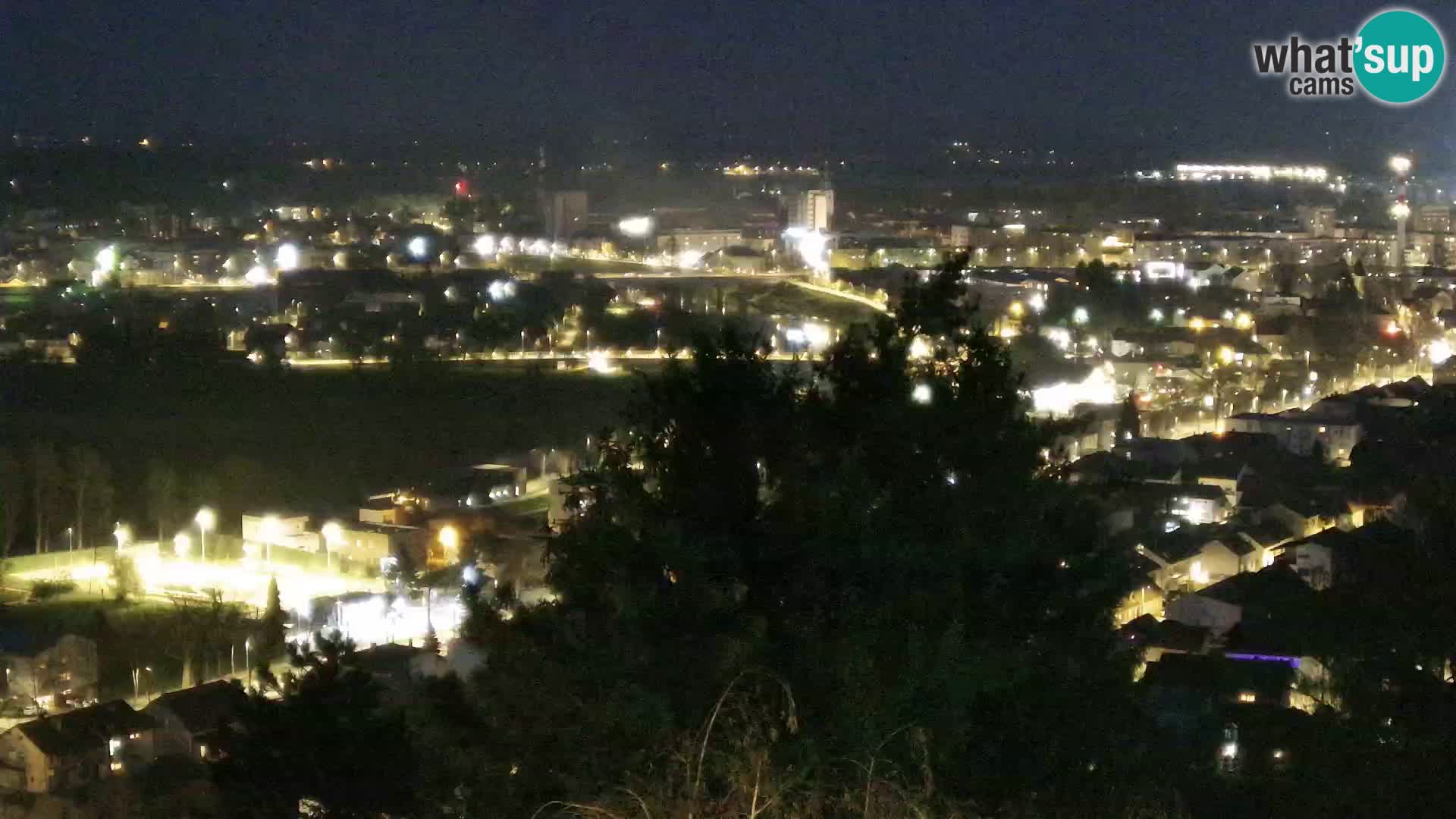 Webcam Karlovac Dubovac Castle – Live View of Karlovac’s Historic Landmark
