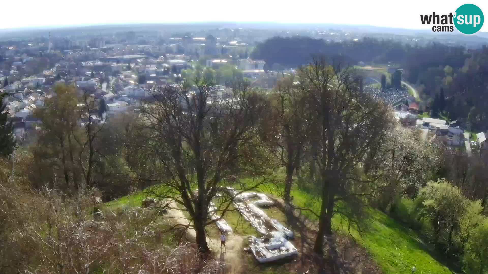 Web kamera Karlovac – Dvorac Dubovac uživo