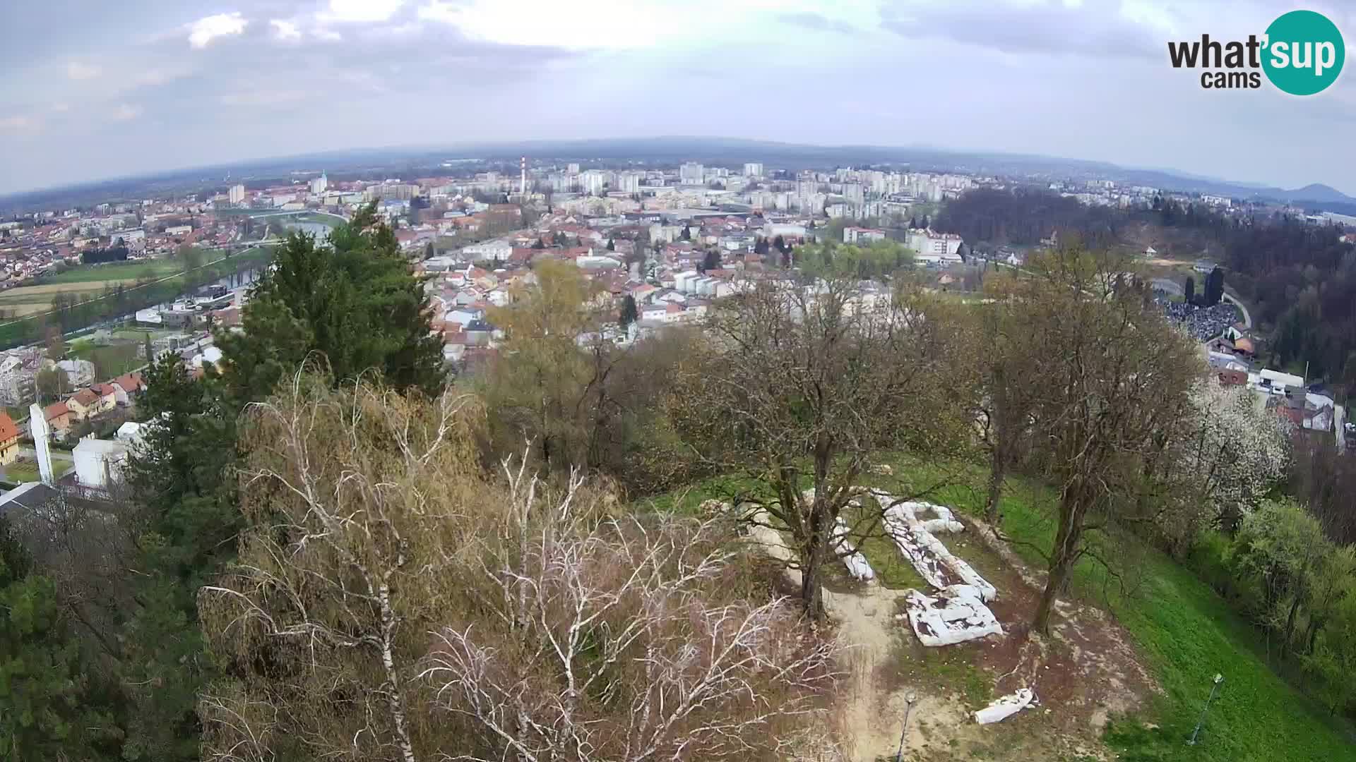 Webcam Karlovac Dubovac Castle – Live View of Karlovac’s Historic Landmark