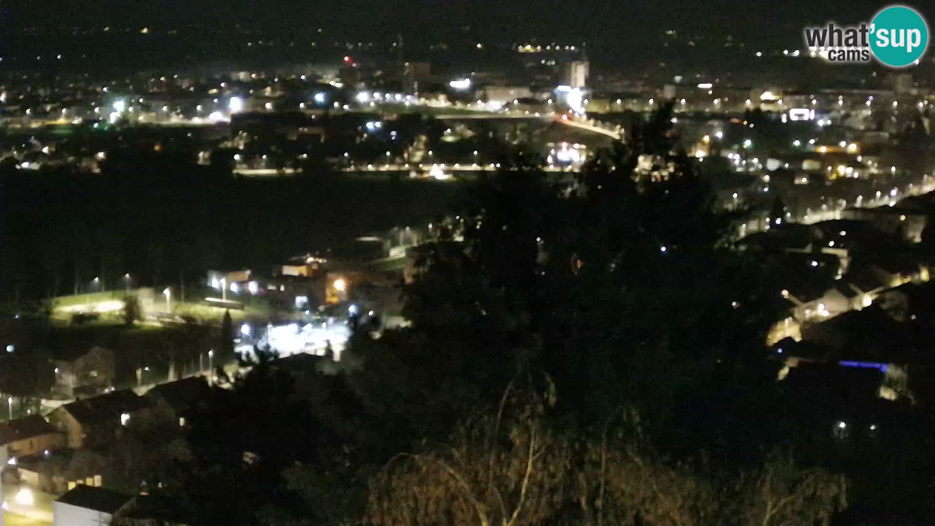 Web kamera Karlovac – Dvorac Dubovac uživo