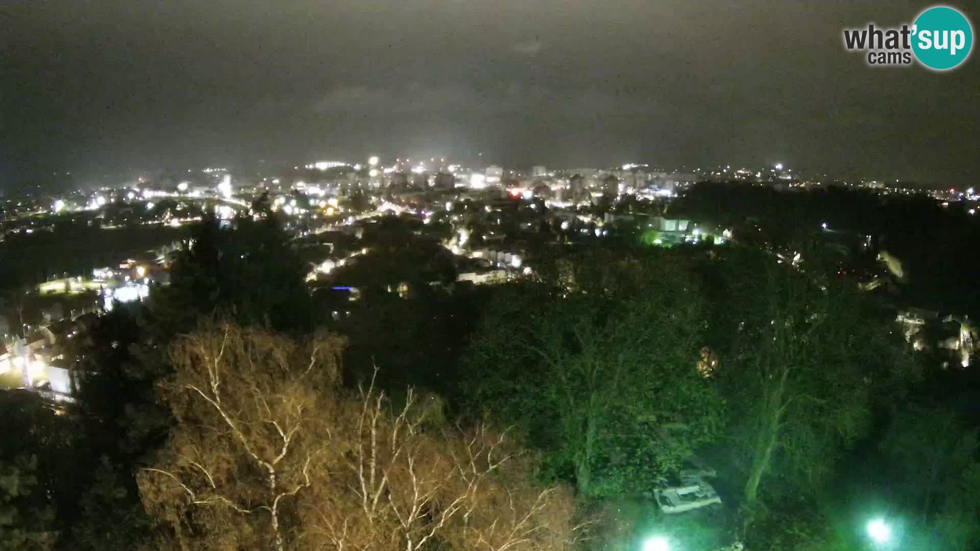 Web kamera Karlovac – Dvorac Dubovac uživo