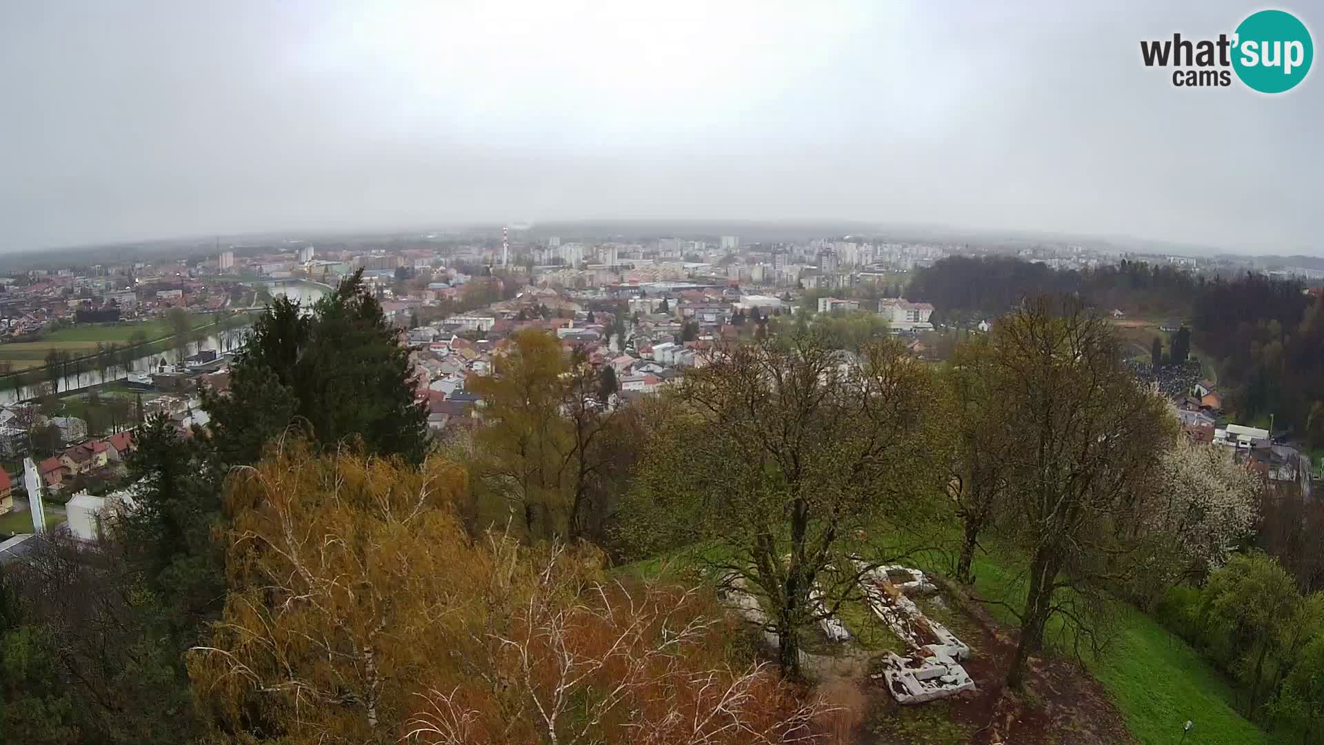 Web kamera Karlovac – Dvorac Dubovac uživo