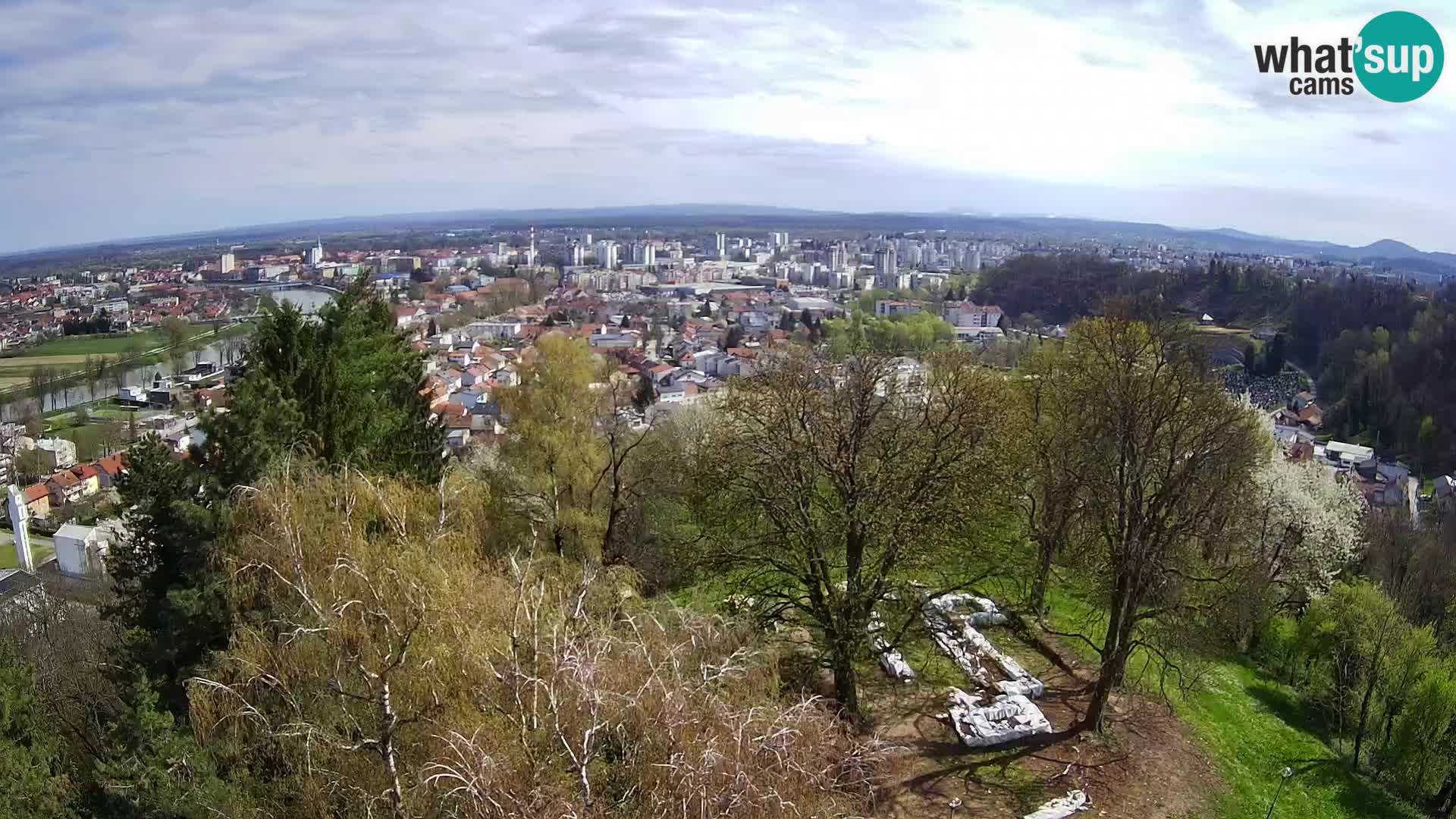 Webcam Karlovac Dubovac Castle – Live View of Karlovac’s Historic Landmark