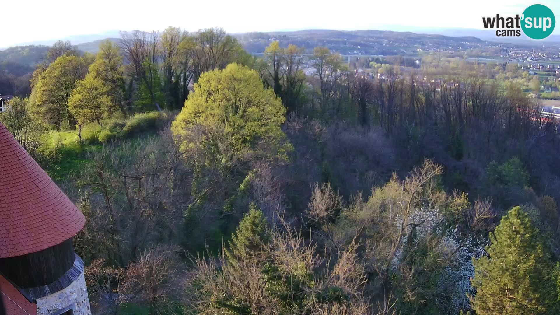 Spletna kamera Karlovac Dubovac grad – Pogled v živo na zgodovinsko znamenitost Karlovca