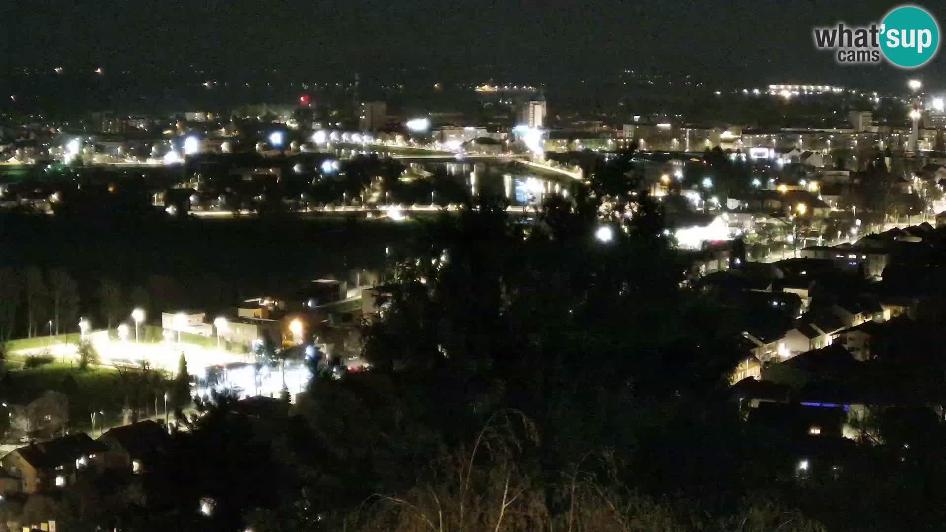 Web kamera Karlovac – Dvorac Dubovac uživo