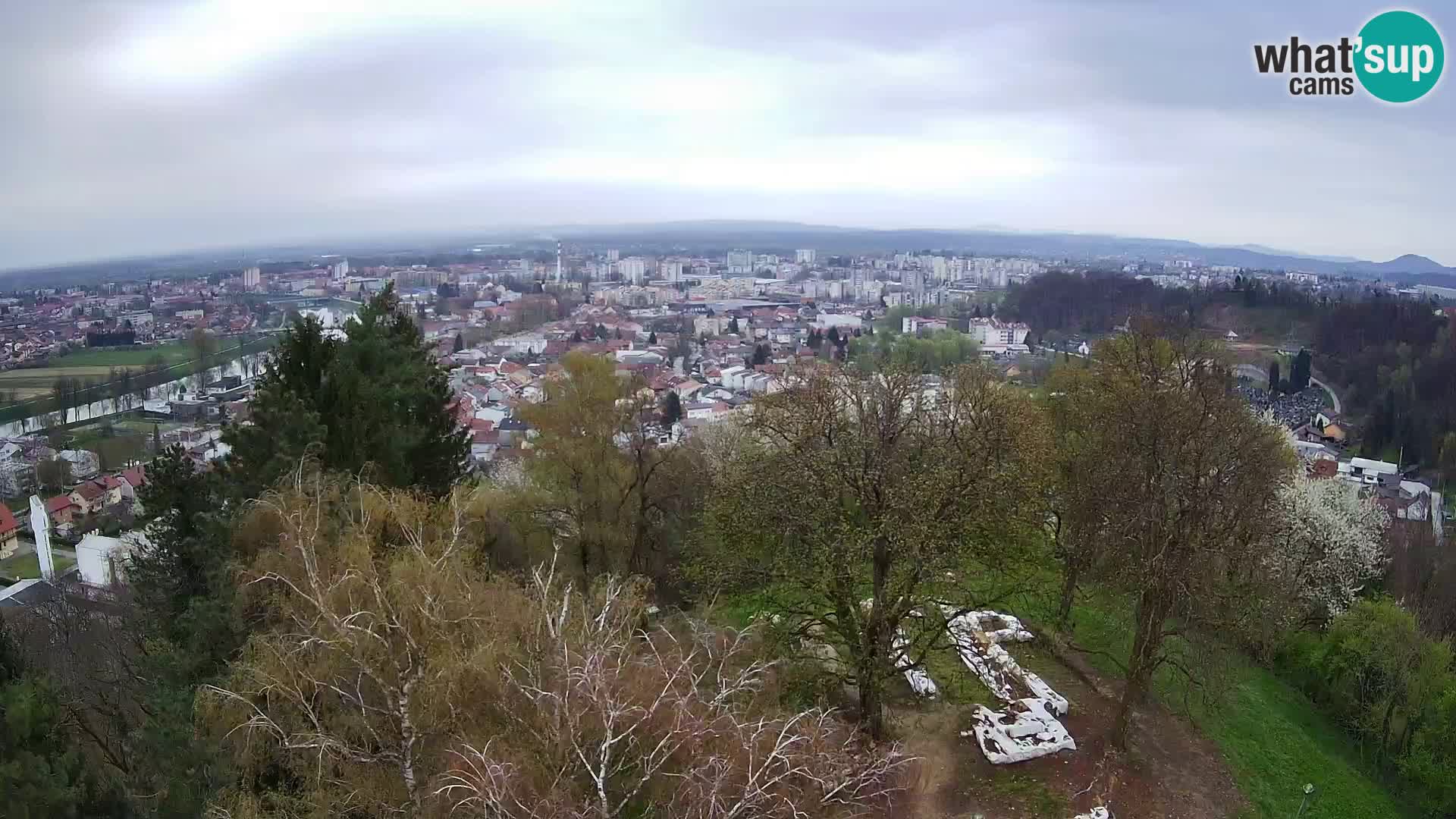 Webcam Karlstadt Burg Dubovac – Liveblick auf das historische Wahrzeichen