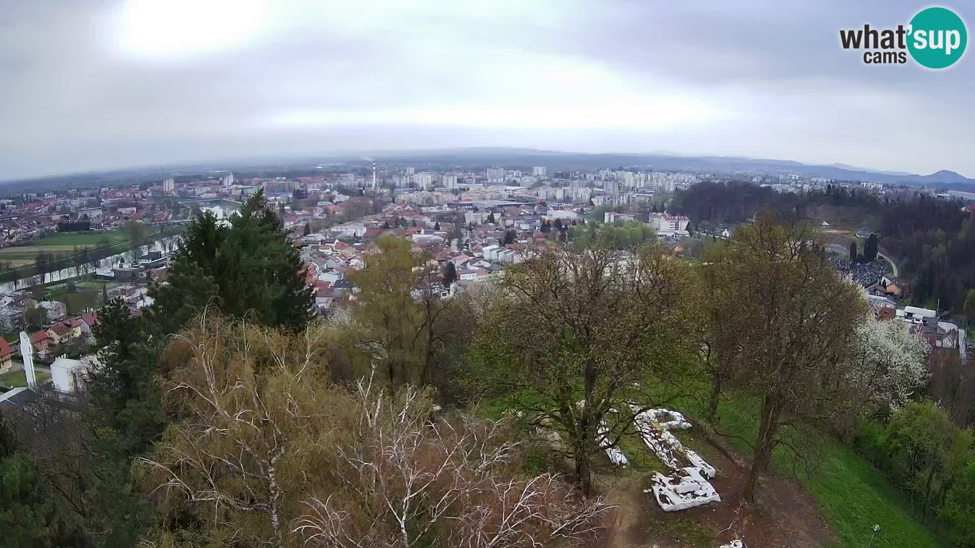 Webcam Karlovac Dubovac Castle – Live View of Karlovac’s Historic Landmark