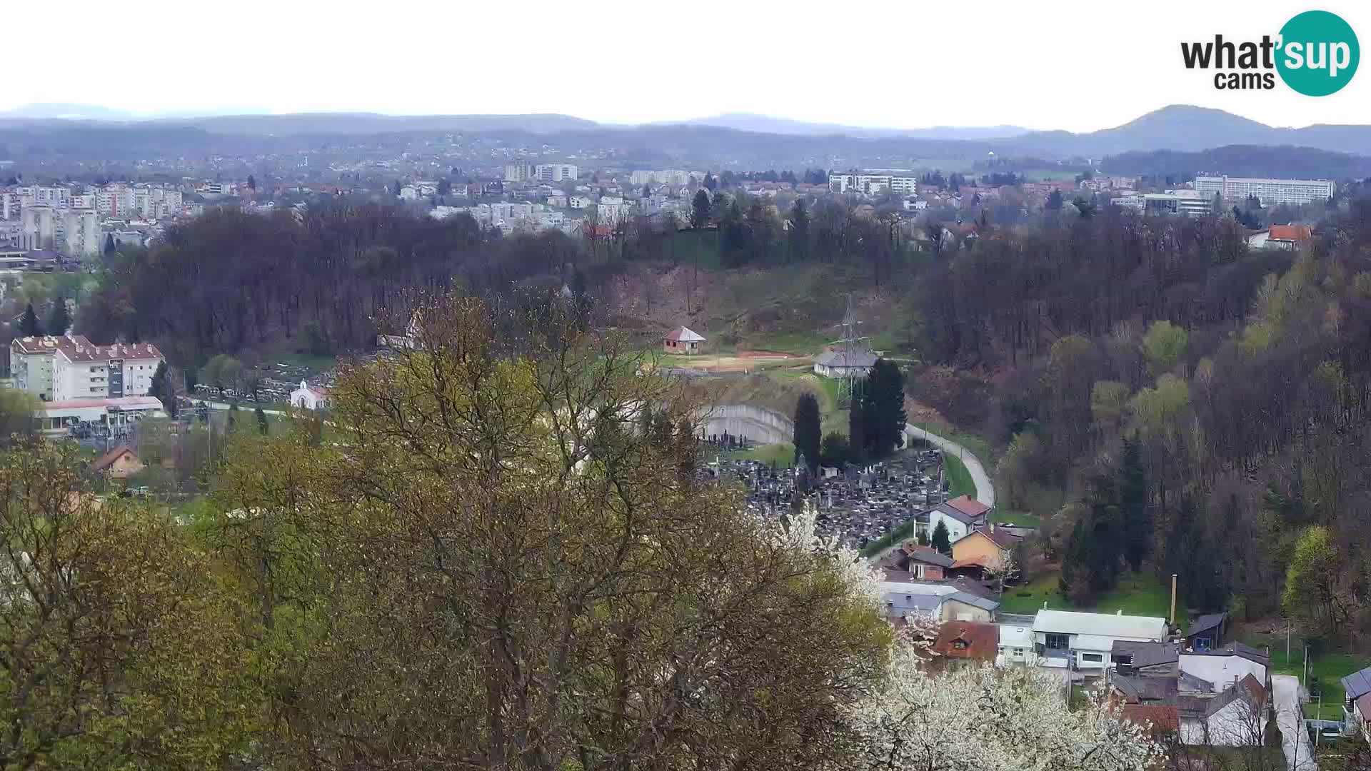 Spletna kamera Karlovac Dubovac grad – Pogled v živo na zgodovinsko znamenitost Karlovca