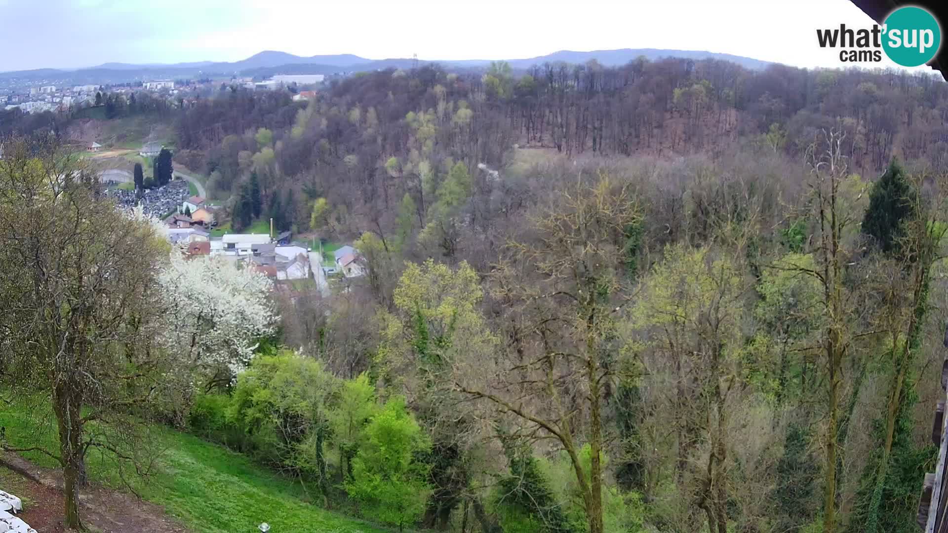 Spletna kamera Karlovac Dubovac grad – Pogled v živo na zgodovinsko znamenitost Karlovca