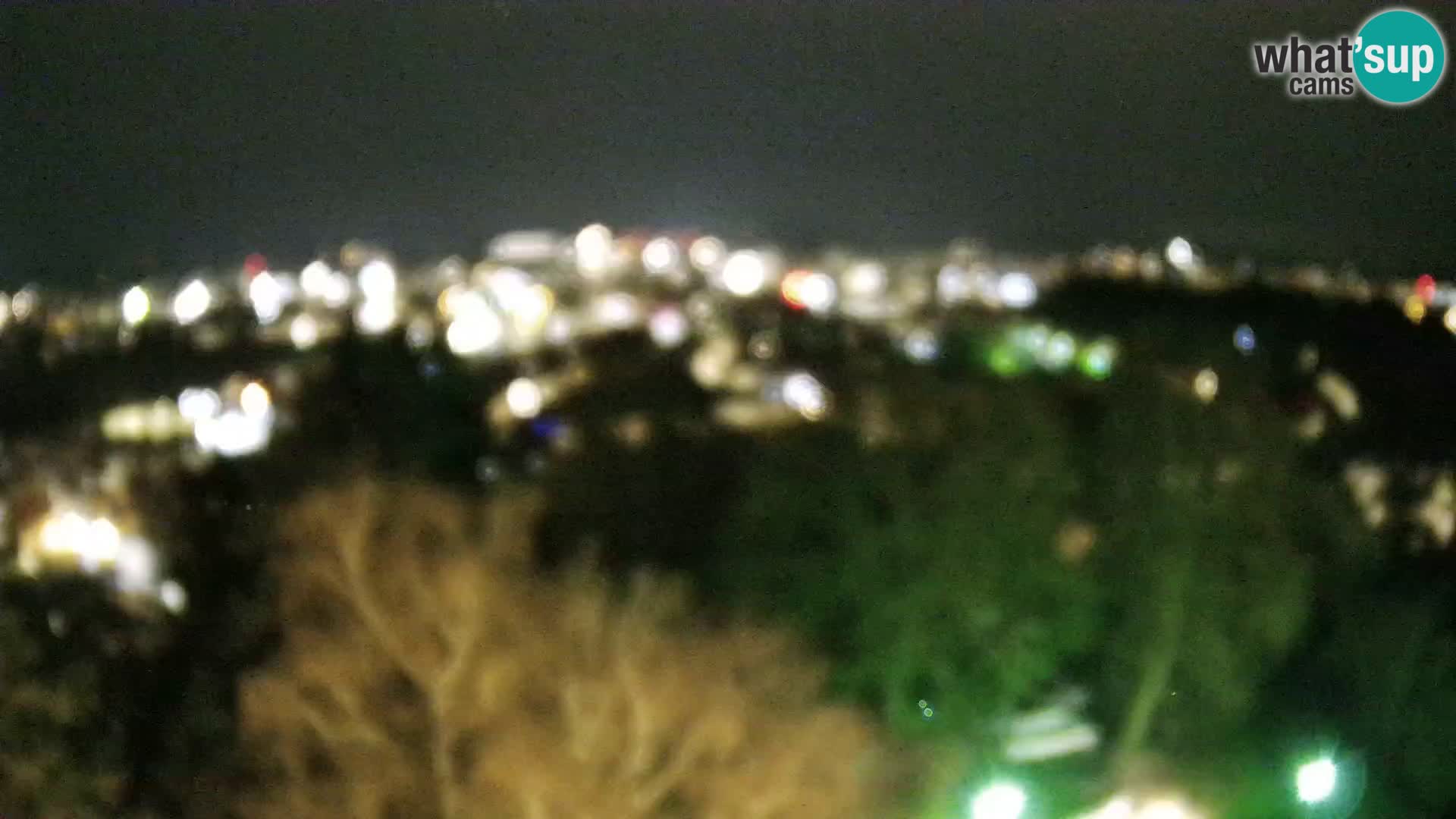 Spletna kamera Karlovac Dubovac grad – Pogled v živo na zgodovinsko znamenitost Karlovca