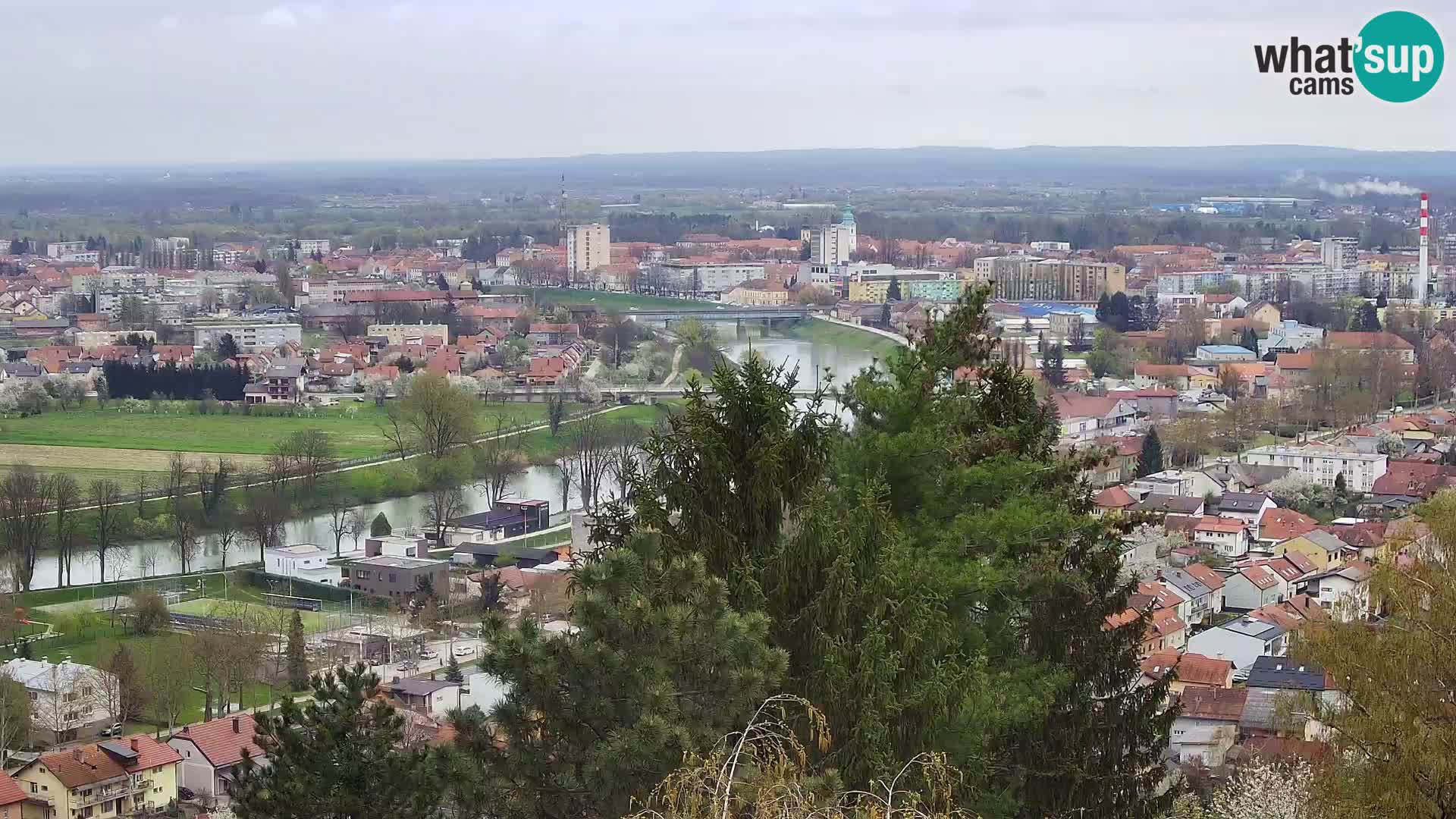 Spletna kamera Karlovac Dubovac grad – Pogled v živo na zgodovinsko znamenitost Karlovca