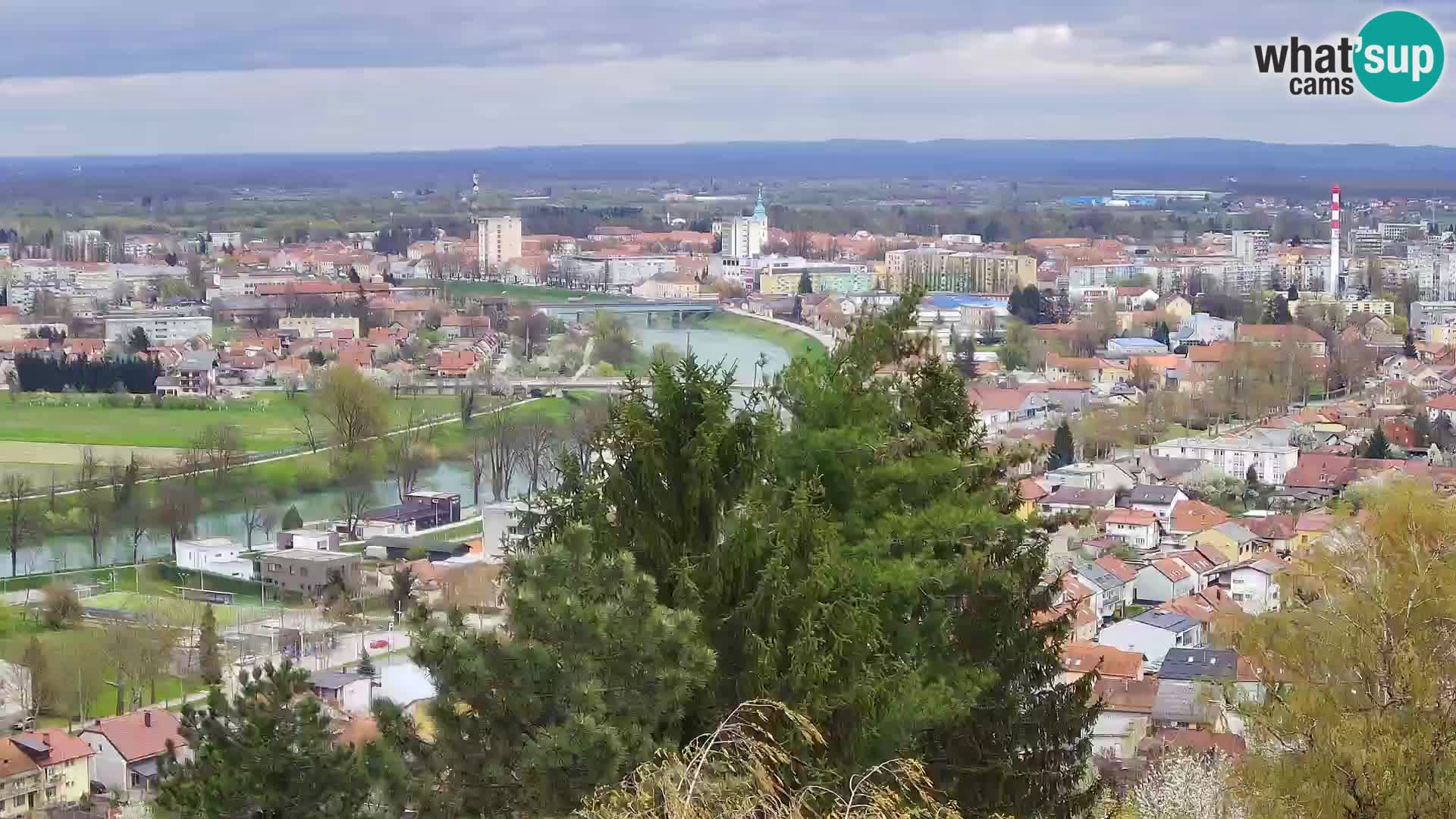 Web kamera Karlovac – Dvorac Dubovac uživo